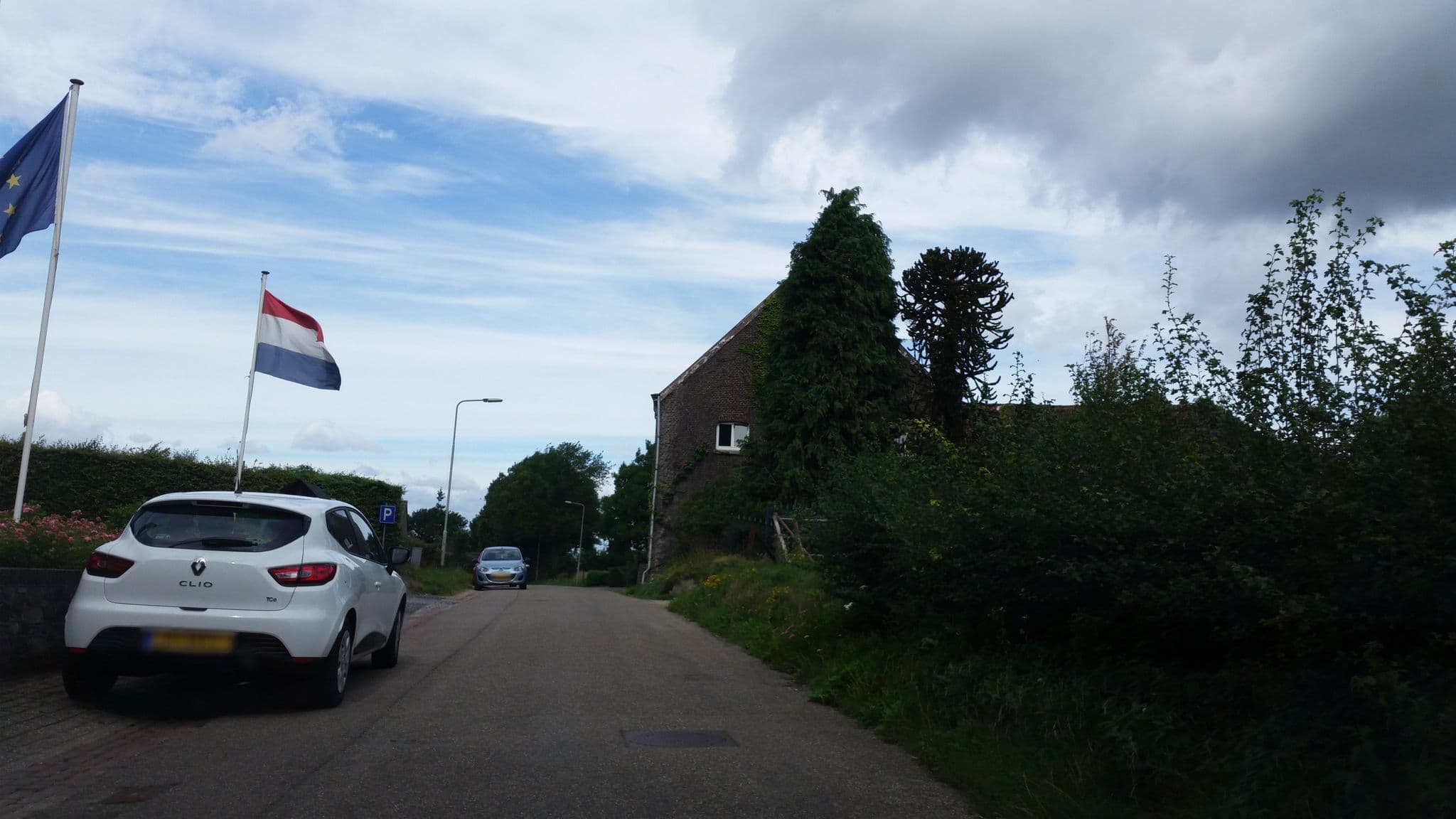 Street view near Hotel Groot Welsden, Margraten — © it_s_so_funny (CC BY-SA · Mapillary)
