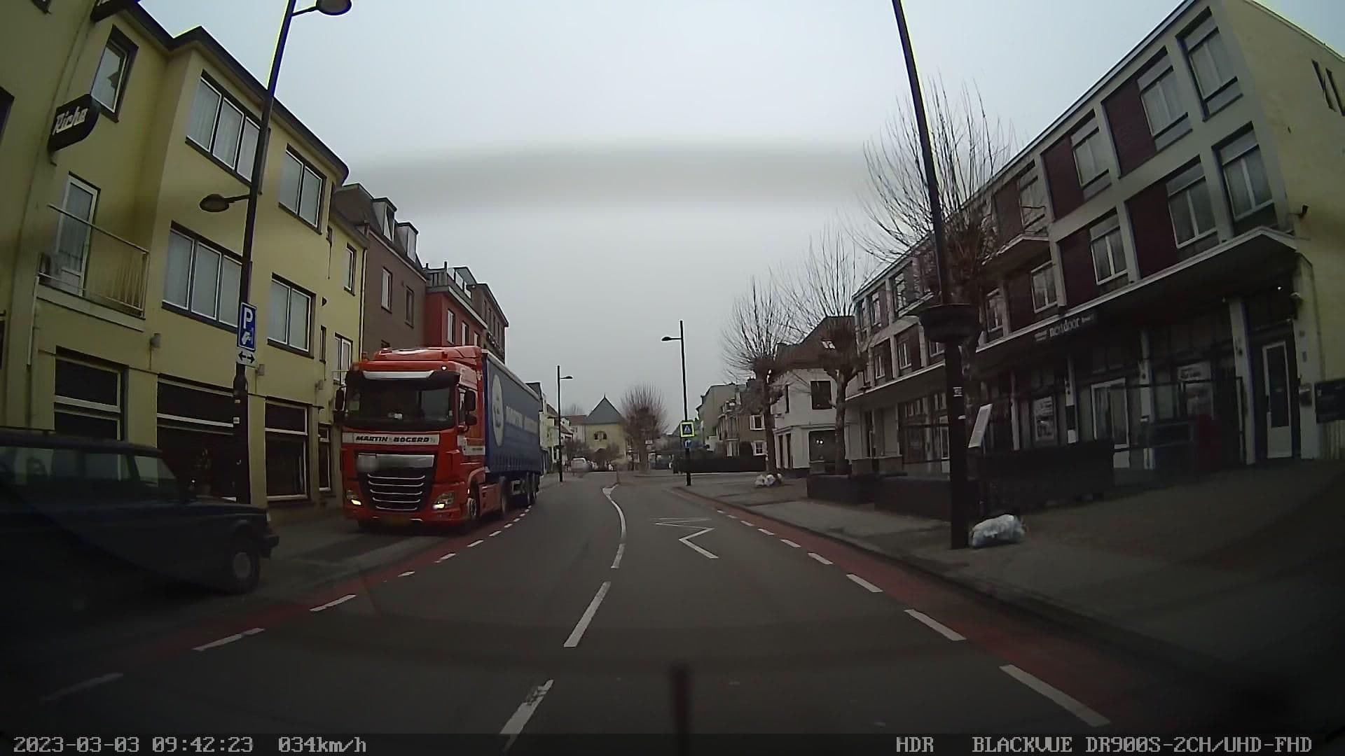 Street view near Hotel Dieteren, Broekhem — © madel (CC BY-SA · Mapillary)