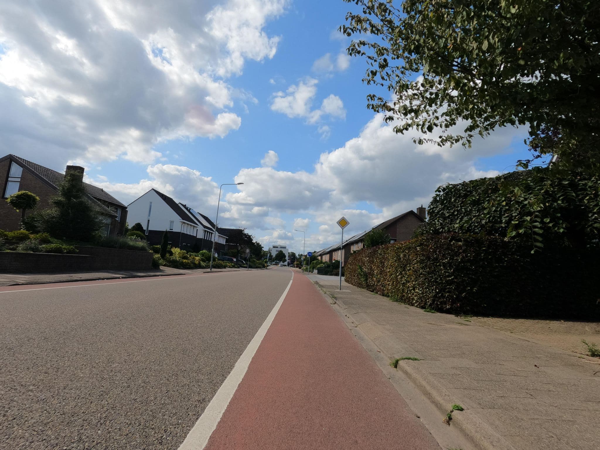 Street view near Knoors, Urmond — © hektor1989 (CC BY-SA · Mapillary)
