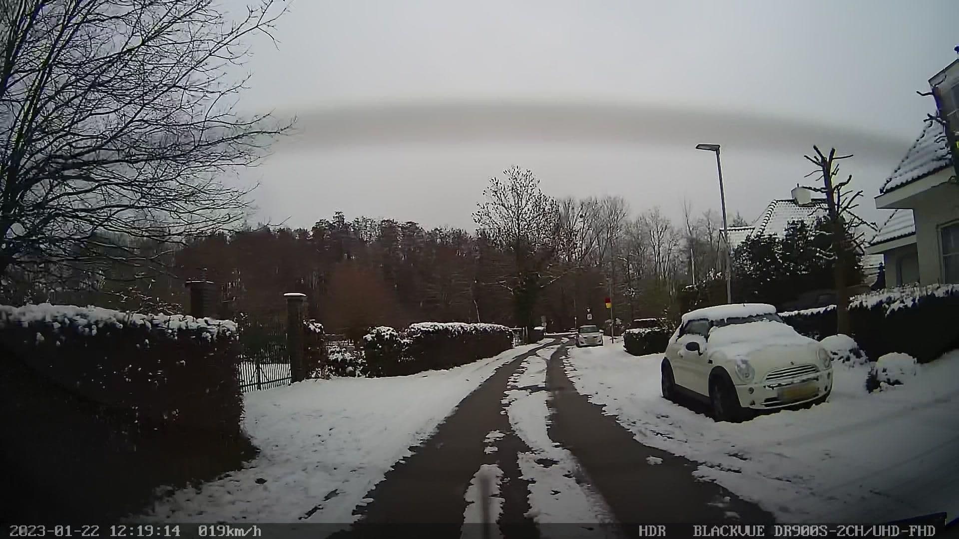 Street view near RestaurantCafé Bed and Breakfast Pingerhoeve, Nuth — © madel (CC BY-SA · Mapillary)