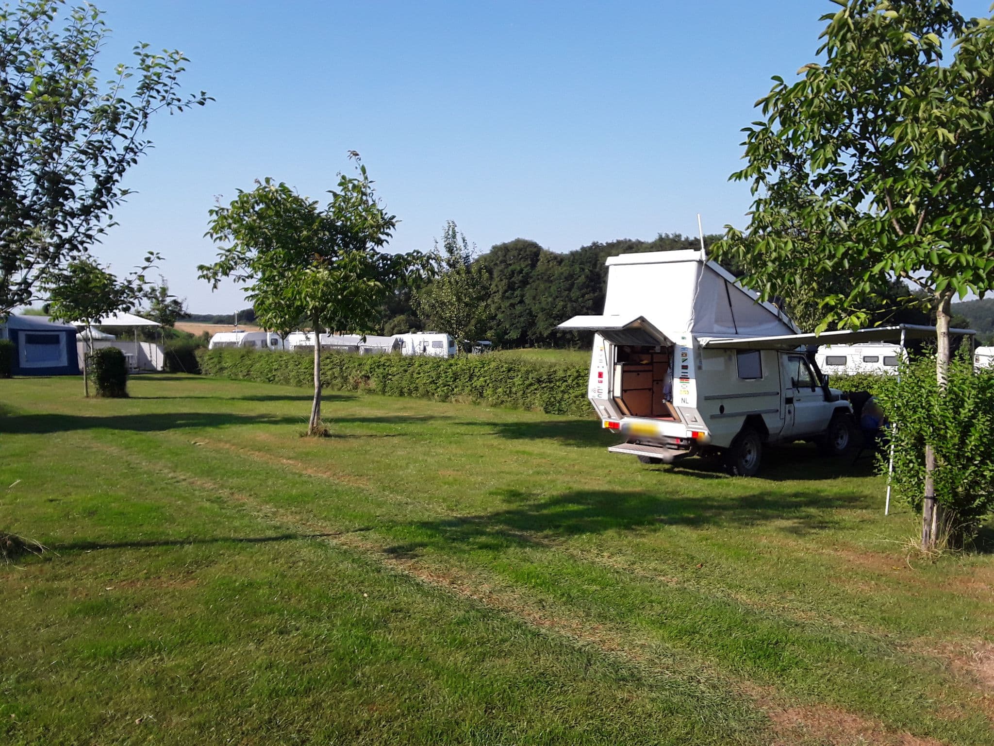 Street view near Camping Boerderij Welkom, Banholt — © janvanbekkum (CC BY-SA · Mapillary)
