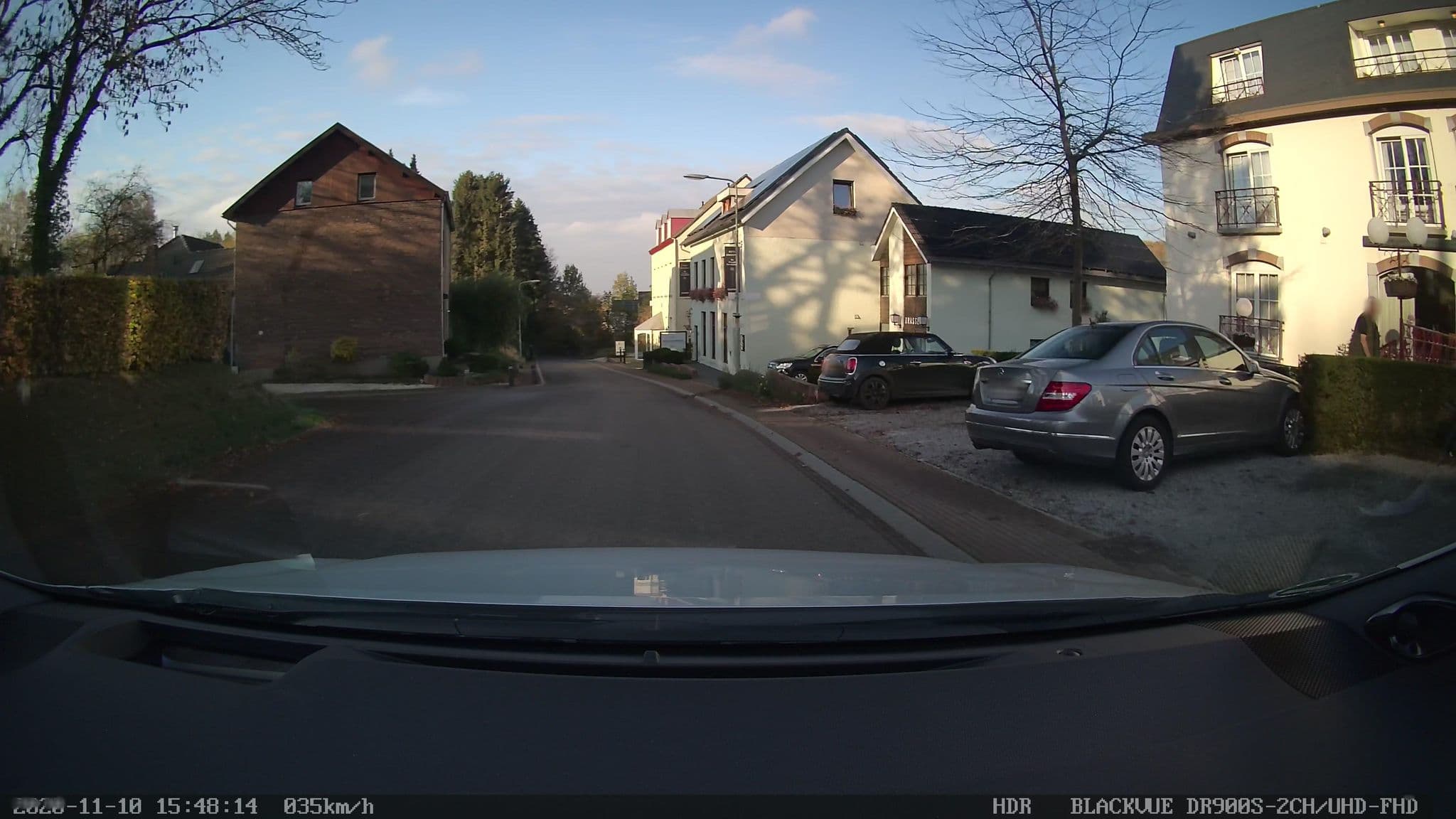 Street view near Hotel Klein Zwitserland Wellness Spa & Beauty, Banholt — © madel (CC BY-SA · Mapillary)