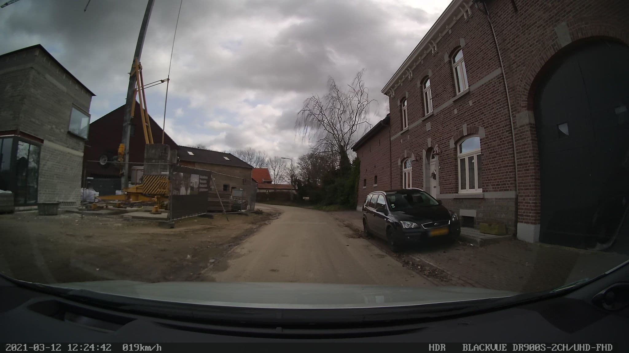 Street view near De Bouverie, Banholt — © madel (CC BY-SA · Mapillary)
