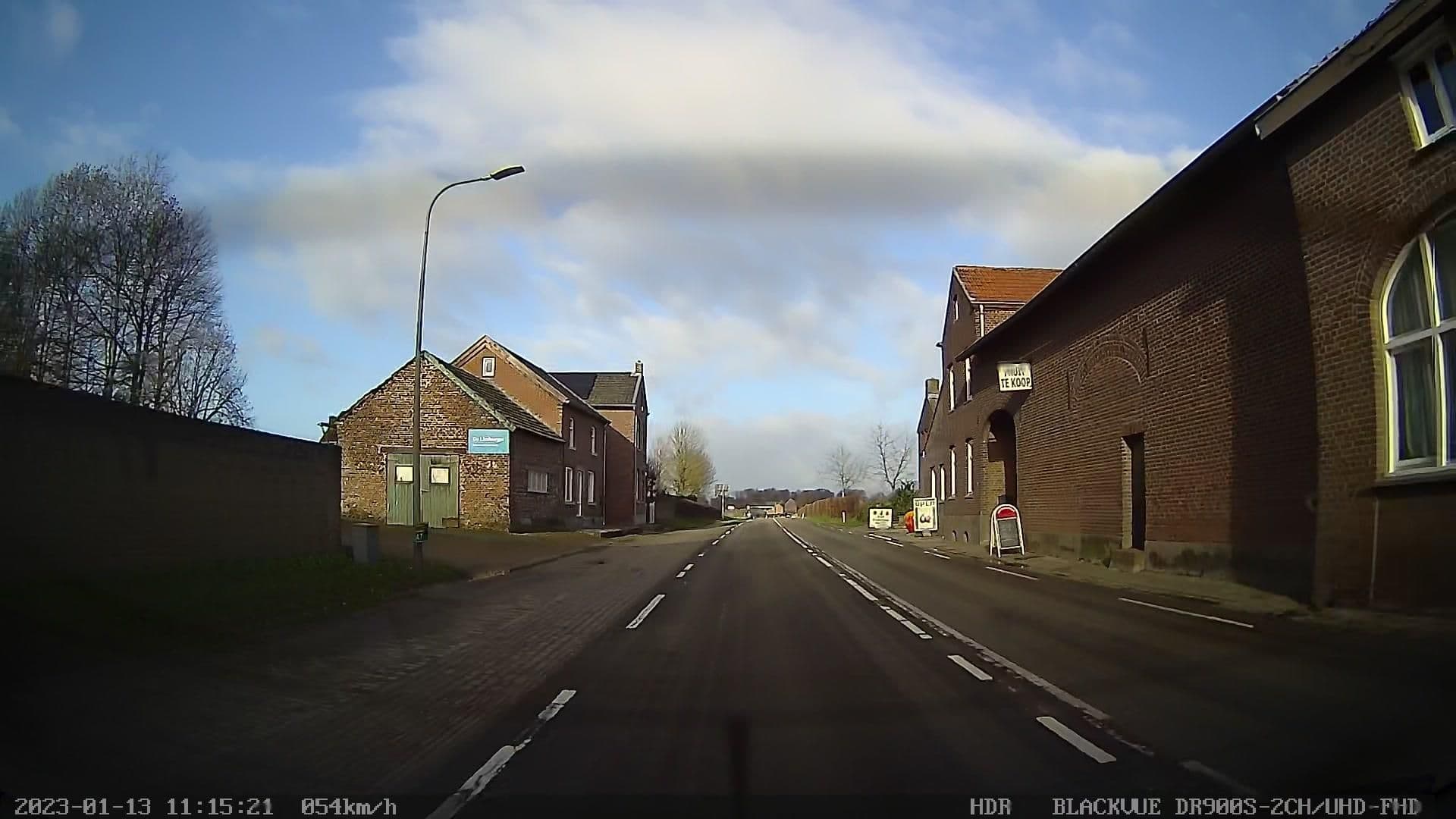 Street view near Natuurschoon Vakantiewoningen, Banholt — © madel (CC BY-SA · Mapillary)
