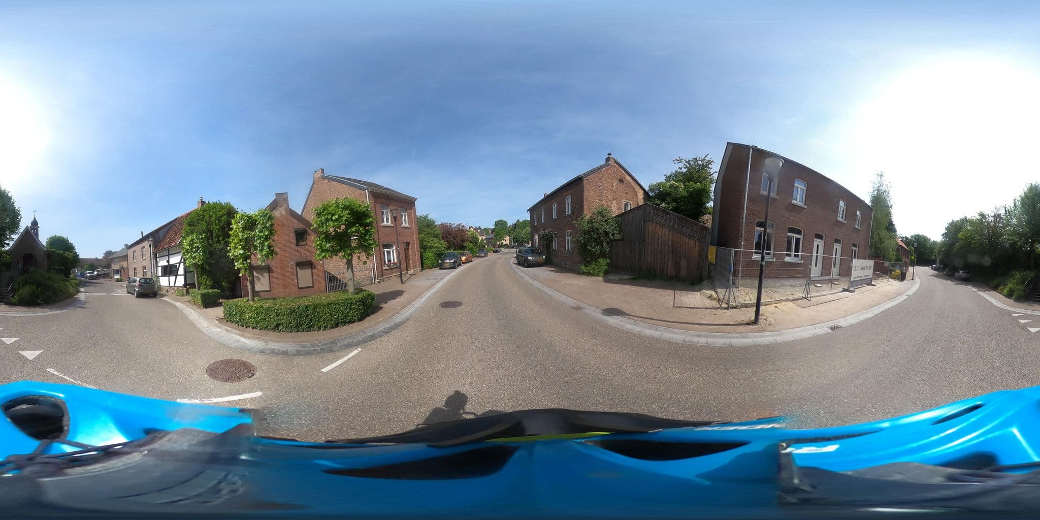 Street view near Mheerestein Bed en Breakfast, Banholt — © padididejurbise (CC BY-SA · Mapillary)