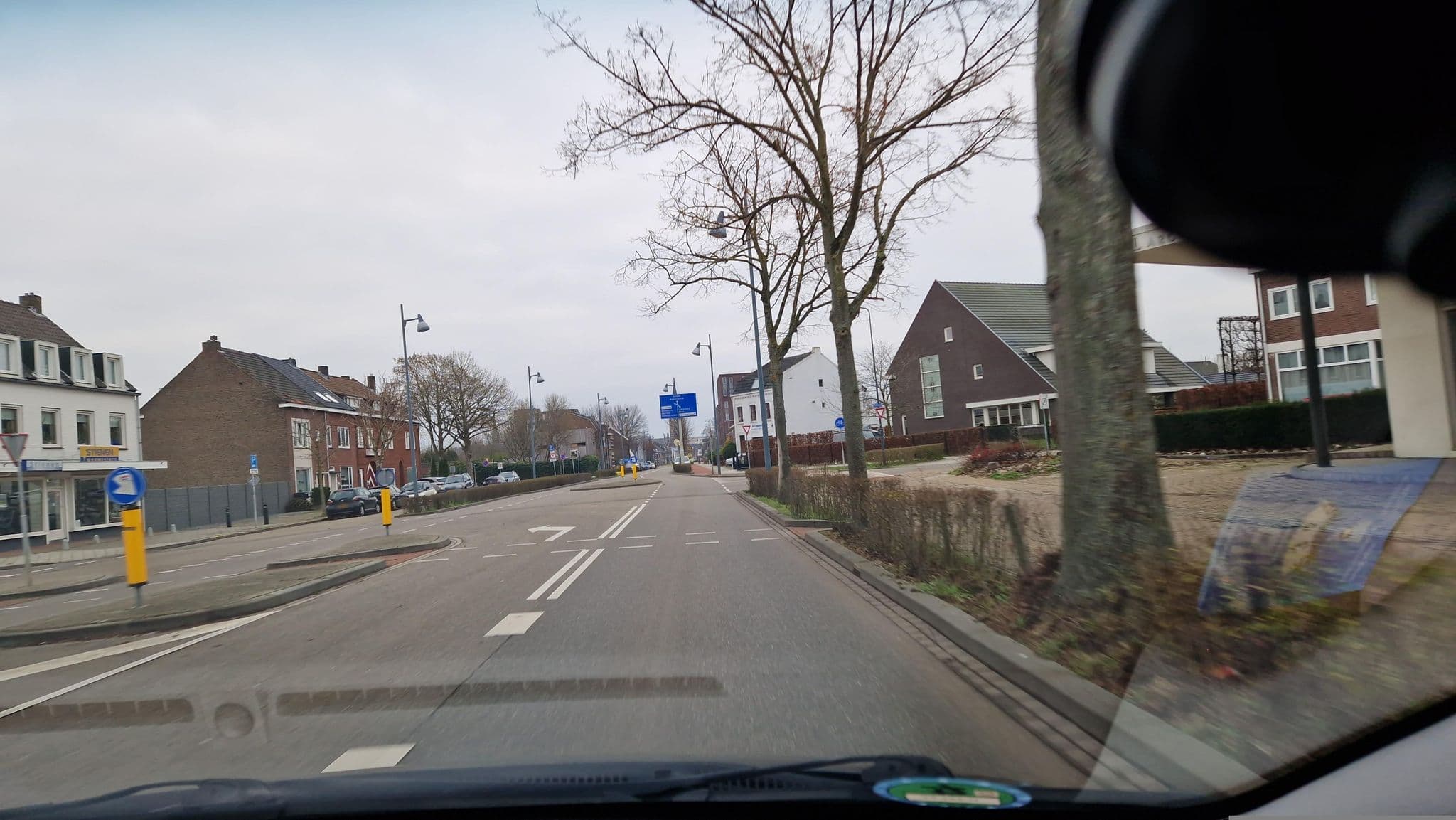 Street view near Casa Elisabeth, Overhoven — © boonieoetgelaen (CC BY-SA · Mapillary)