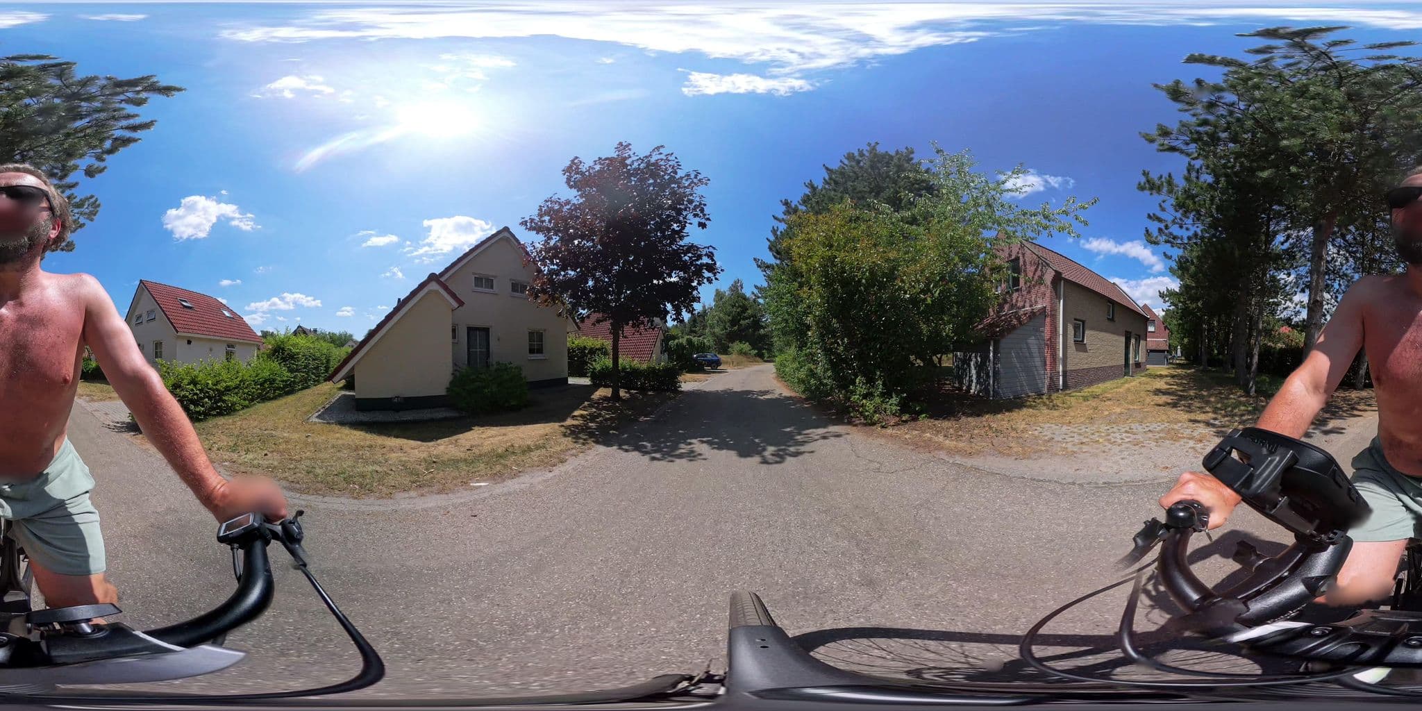 Street view near Huisje 64, Grashoek — © ashokaking (CC BY-SA · Mapillary)