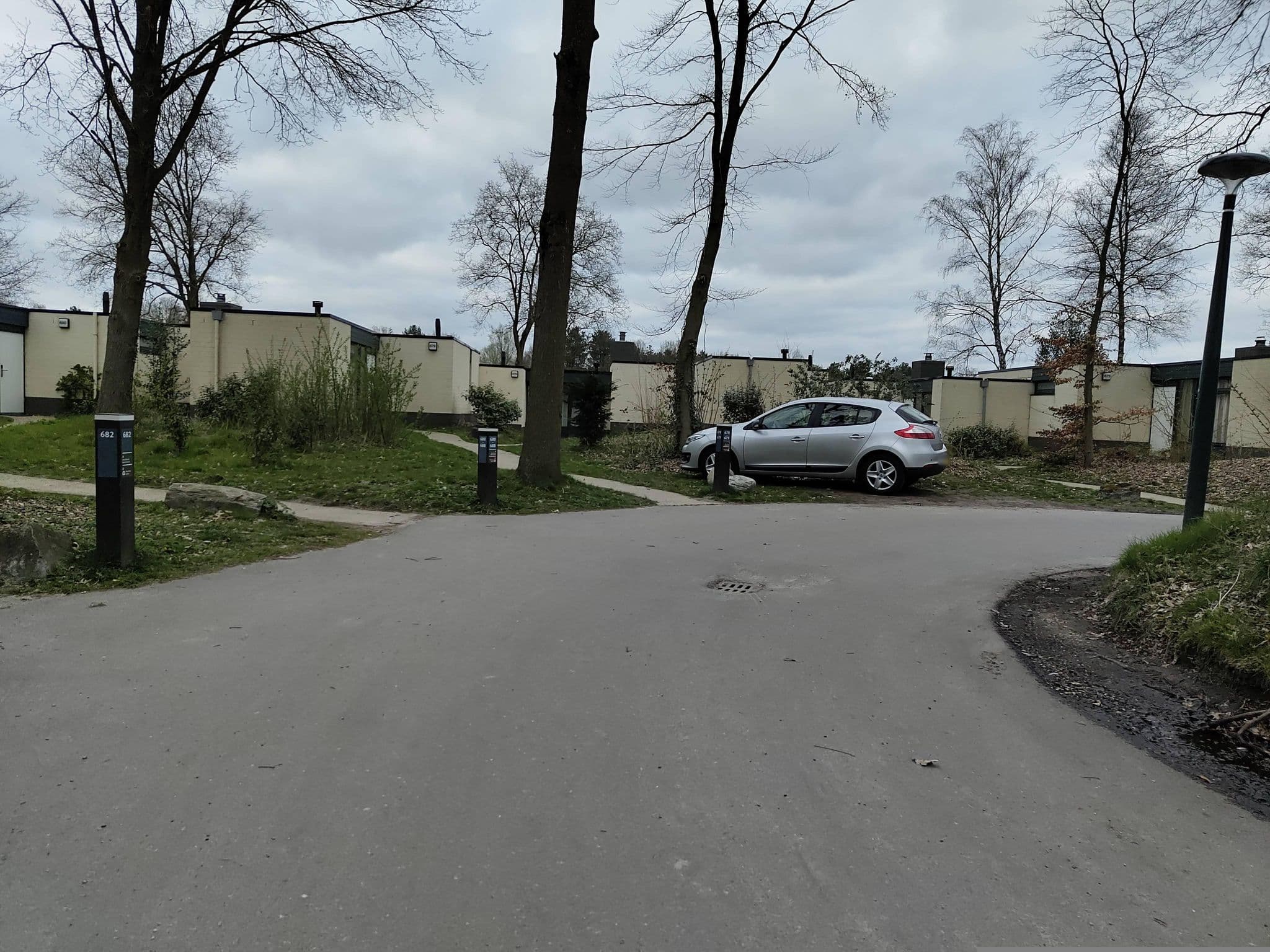 Street view near Cottage 688, America — © tjorim (CC BY-SA · Mapillary)