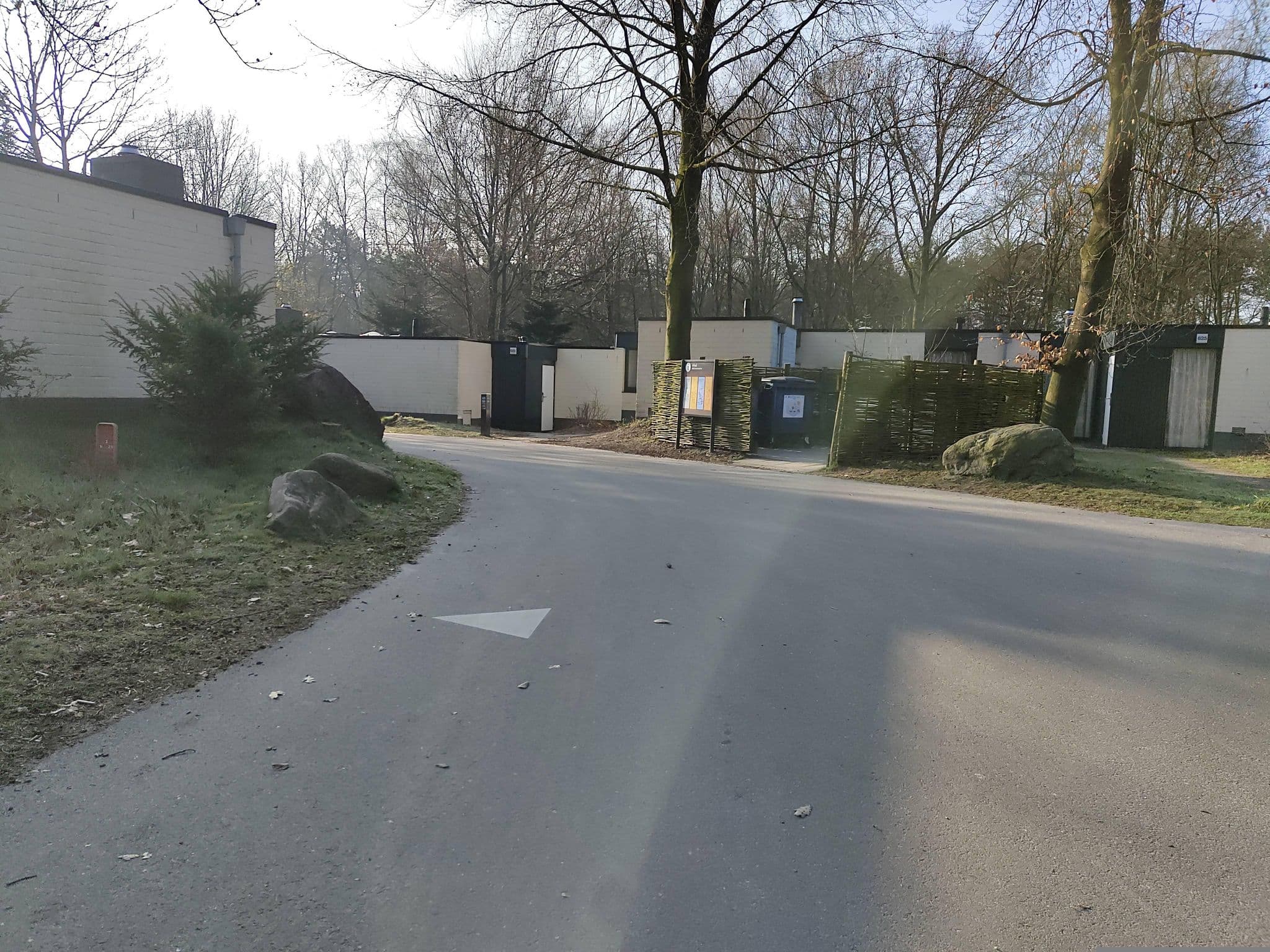 Street view near Cottage 631, America — © tjorim (CC BY-SA · Mapillary)