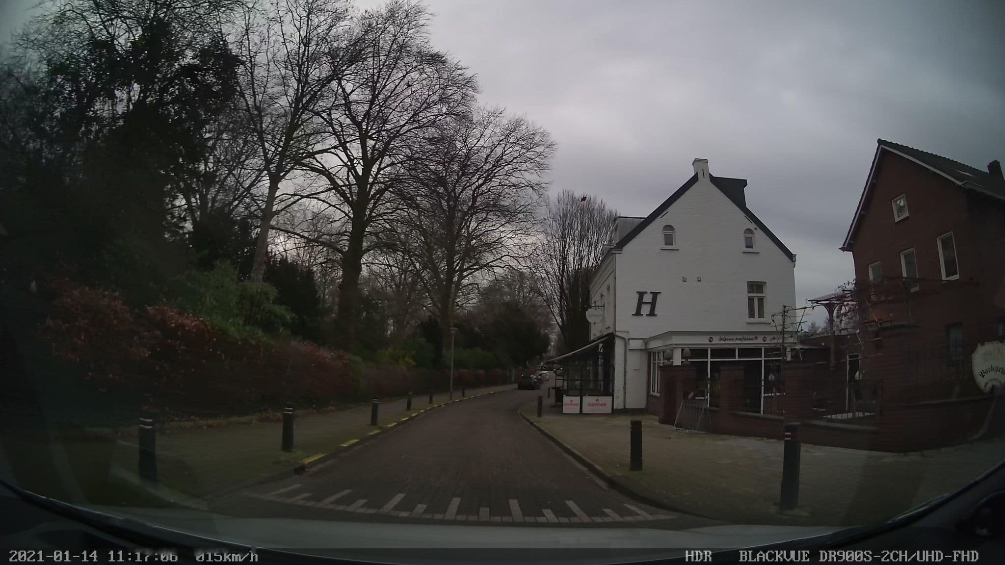 Street view near De resterende 30% van het bed, Roermond — © madel (CC BY-SA · Mapillary)