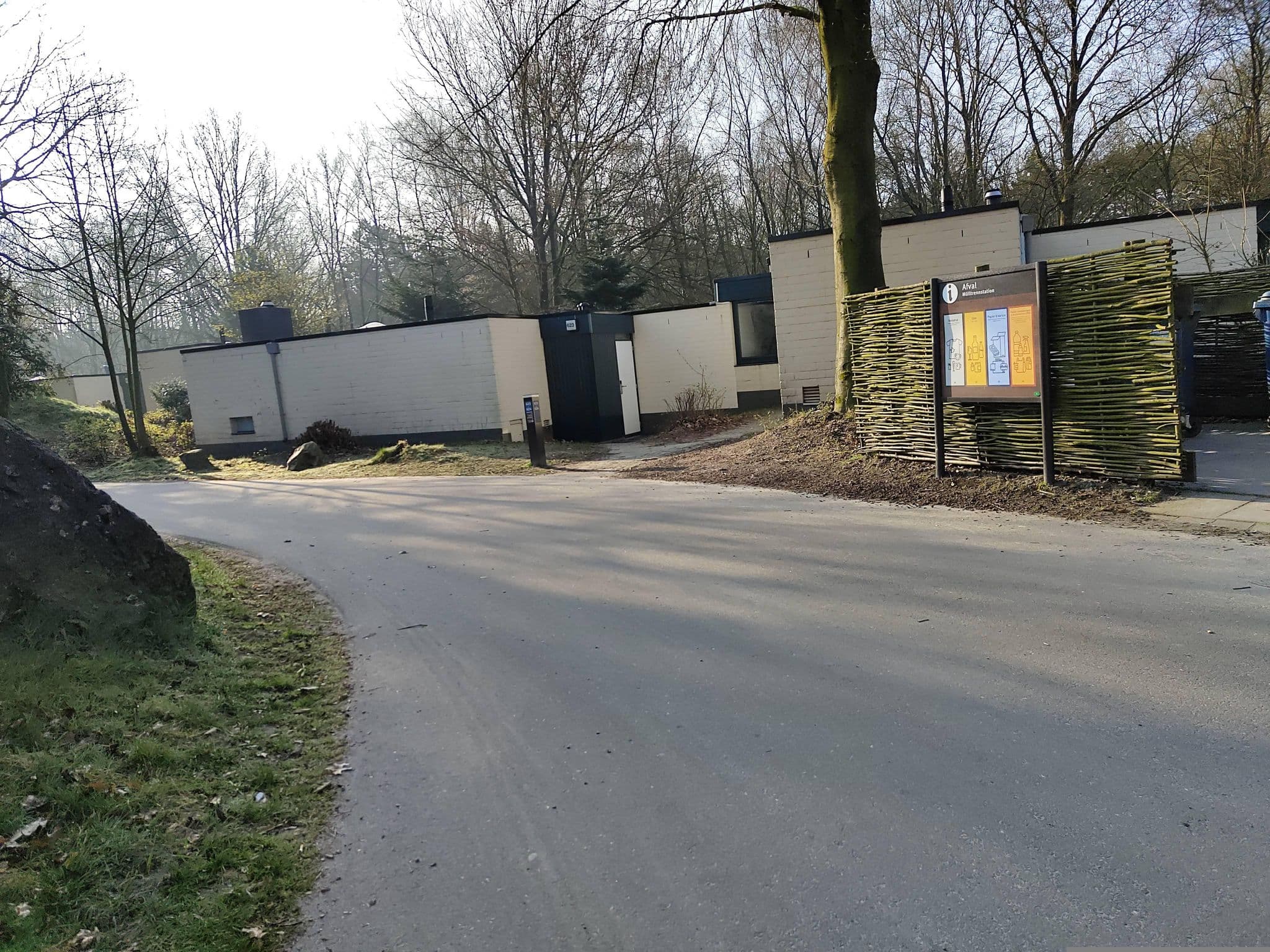 Street view near Cottage 628, America — © tjorim (CC BY-SA · Mapillary)