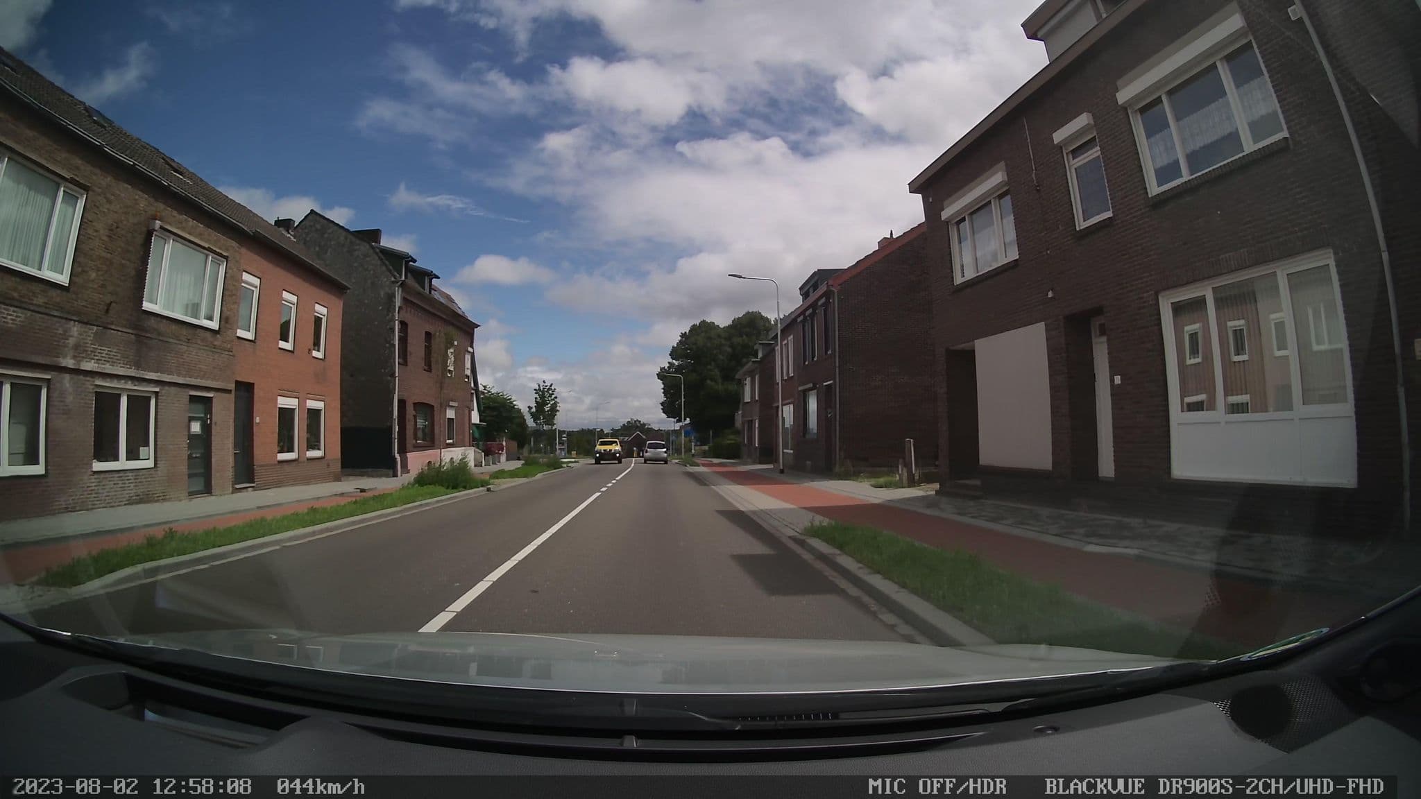 Street view near Hotel Formule 1, Kaalheide — © madel (CC BY-SA · Mapillary)