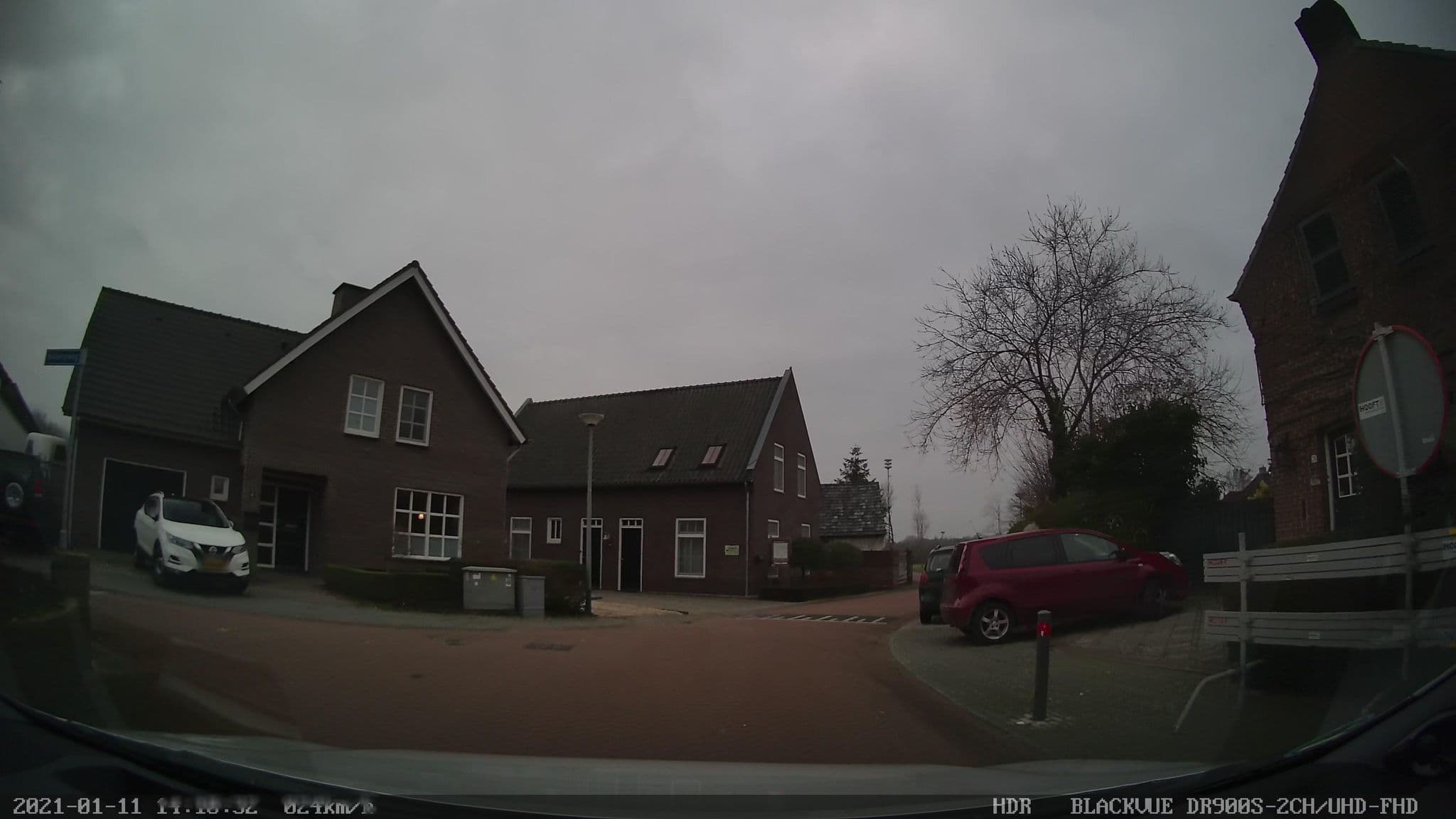 Street view near De Dorsjvlaegel, Posterholt — © madel (CC BY-SA · Mapillary)