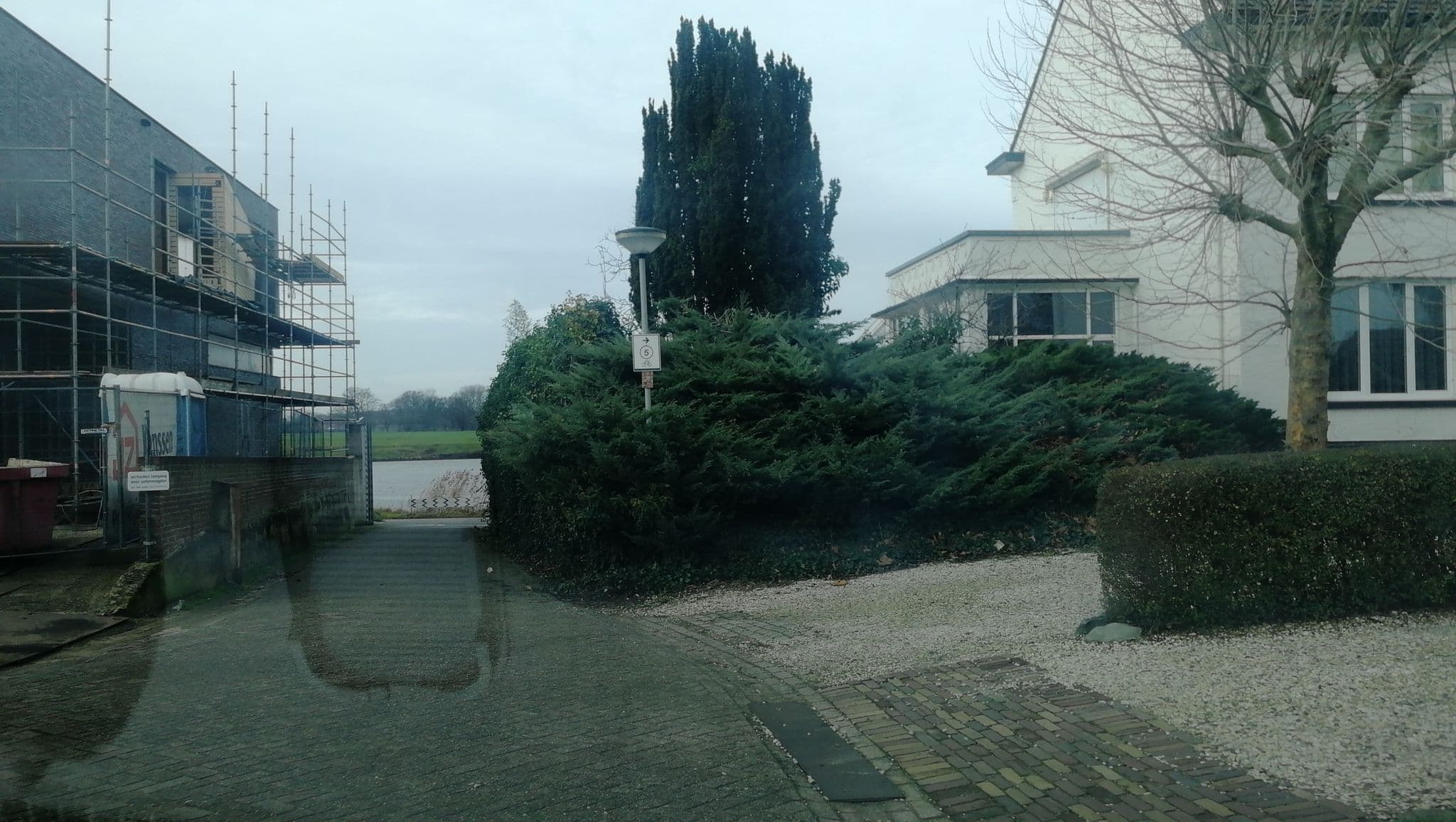 Street view near Logement Aan De Maas, Belfeld — © joopjrvdl (CC BY-SA · Mapillary)
