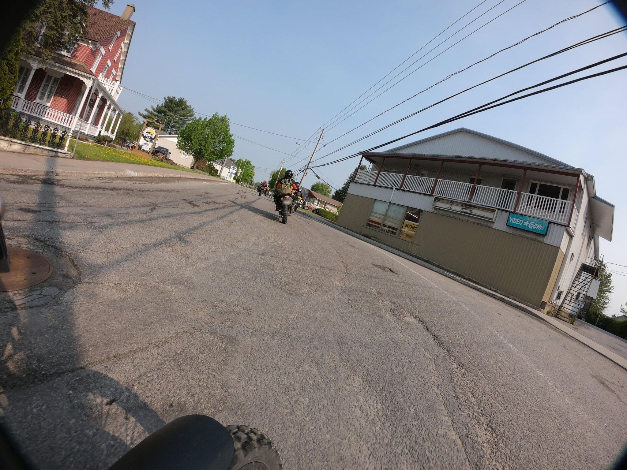 Street view near Gîte Gil-Ann, Saint-André-Avellin — © pfbreton (CC BY-SA · Mapillary)