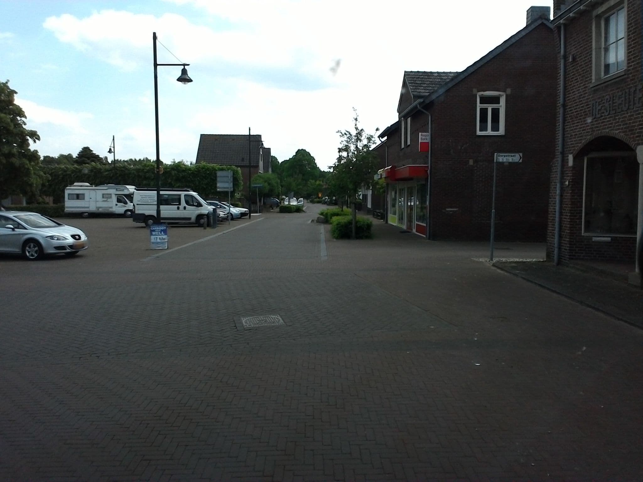 Street view near Elzenhof, Nieuw-Bergen — © mprins (CC BY-SA · Mapillary)