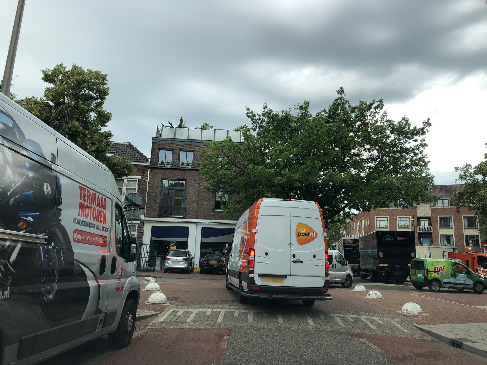 Street view near Hertogplein Hotel, Hunnerberg — © chuck (CC BY-SA · Mapillary)