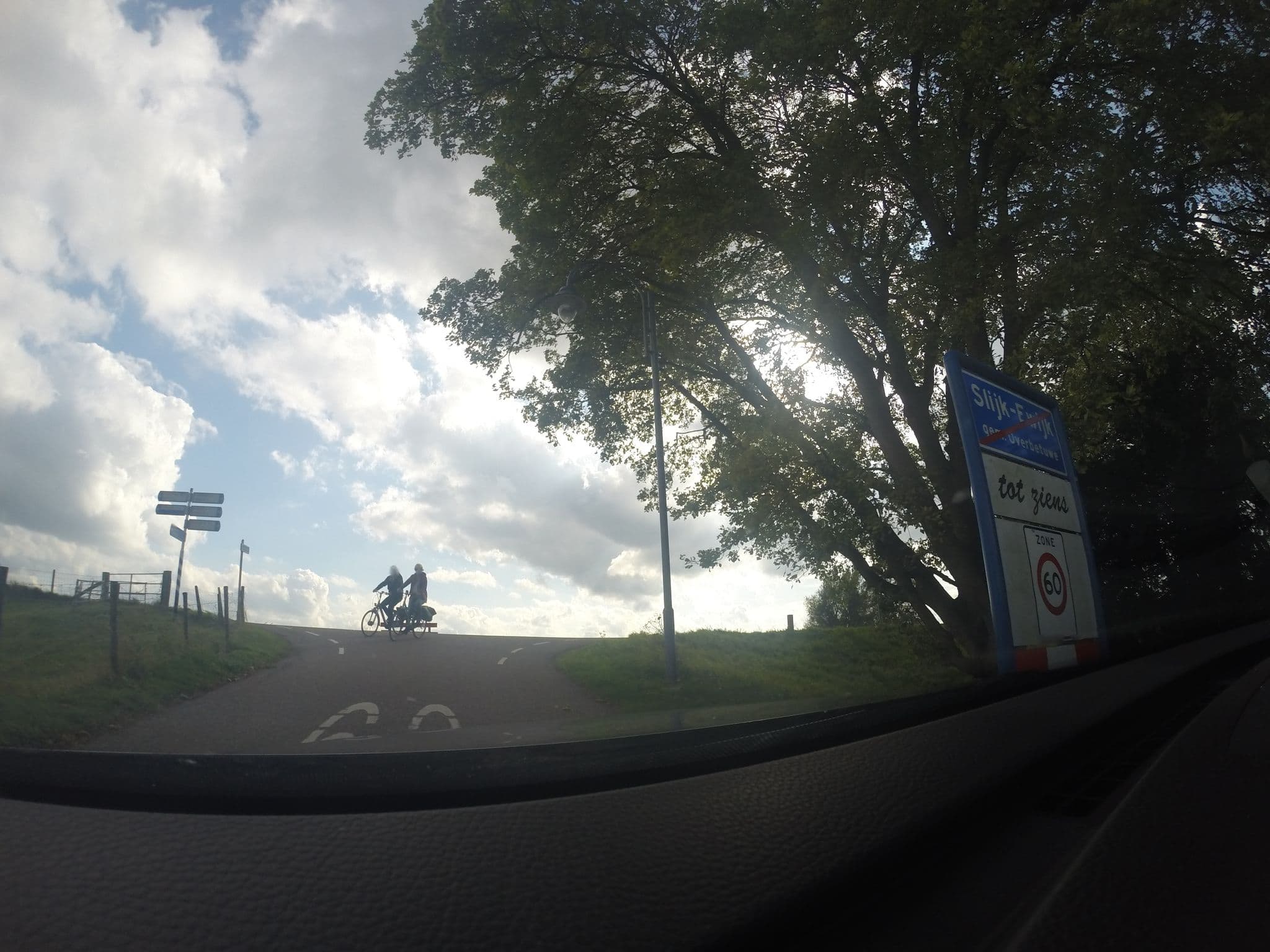 Street view near Bed and Breakfast De Zwaluw, Beuningen — © commodoortje (CC BY-SA · Mapillary)