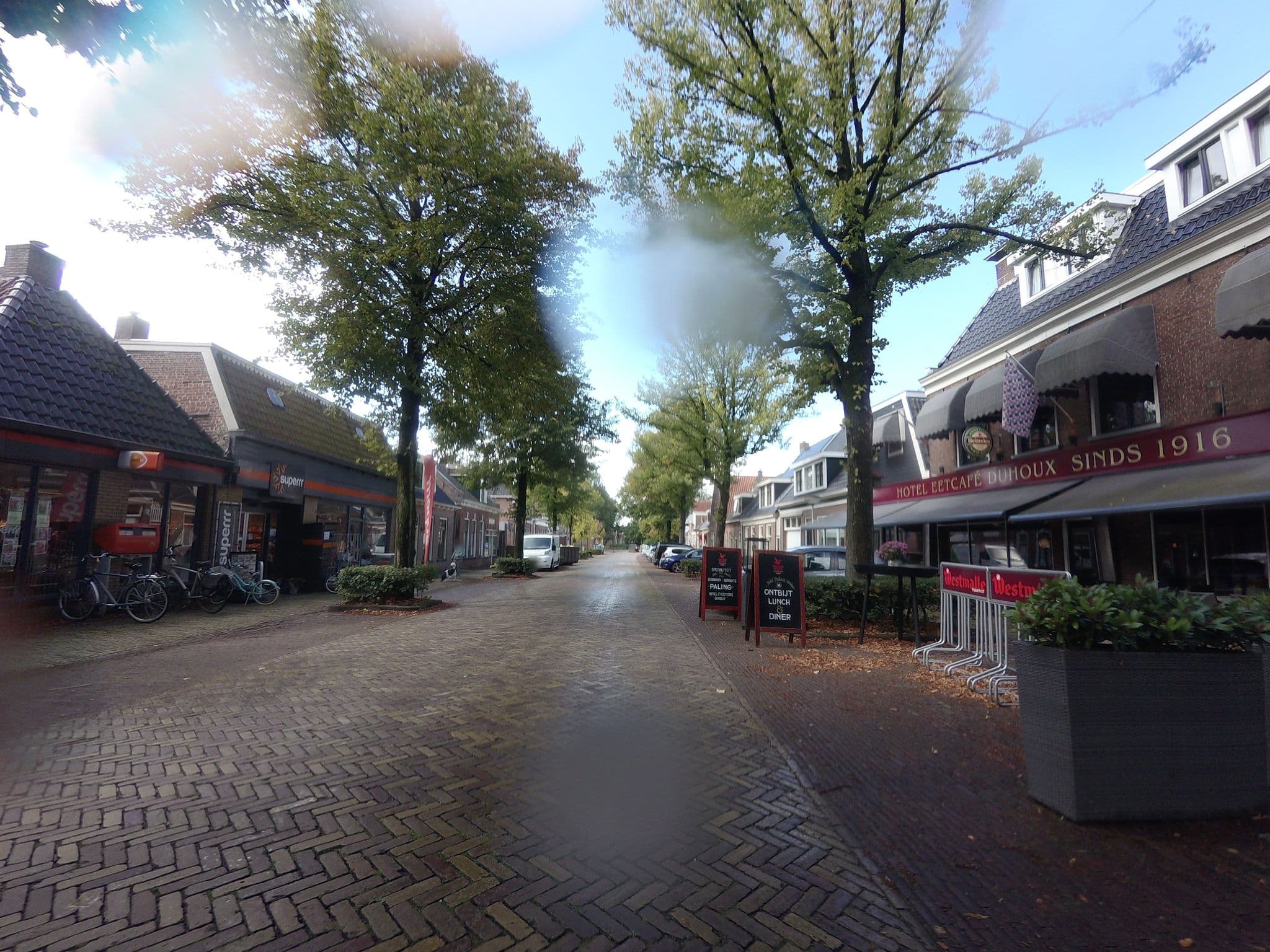 Street view near Hotel Duhoux Leeuwarden, Wirdum — © ankeric (CC BY-SA · Mapillary)