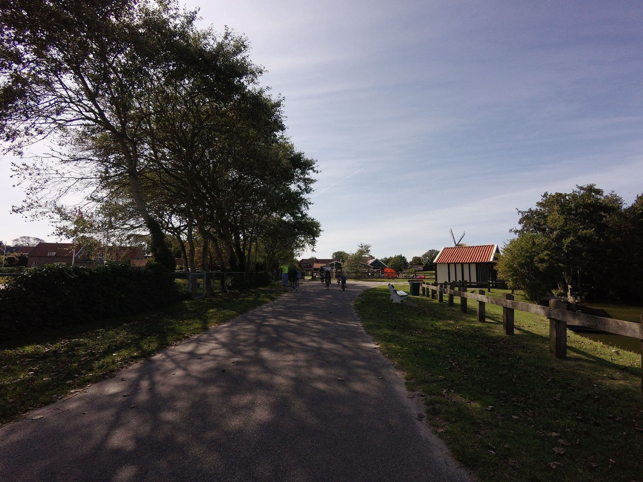 Street view near Paasduin groepsaccommodaties en appartementenverhuur, Nes — © ankeric (CC BY-SA · Mapillary)