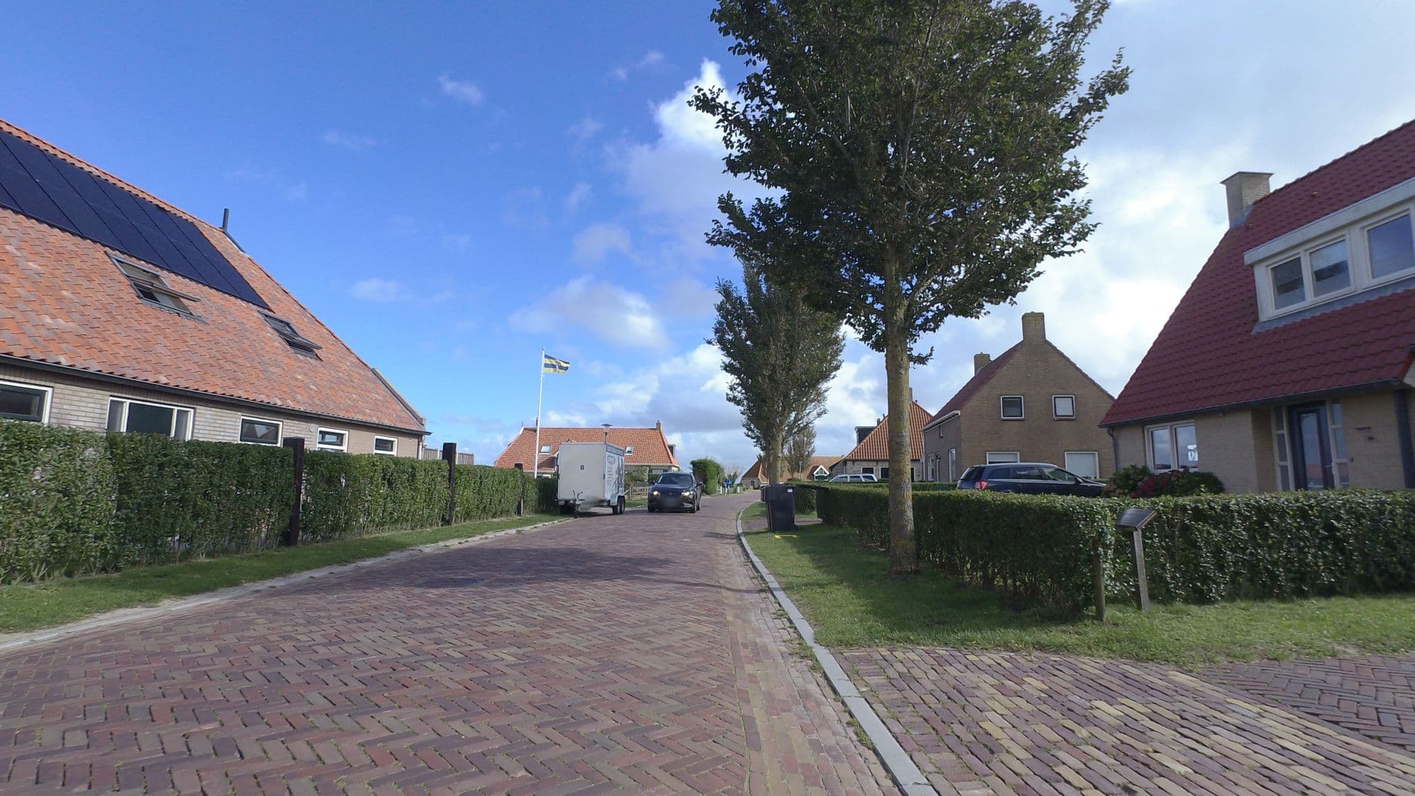 Street view near allure, Nes — © schulf (CC BY-SA · Mapillary)