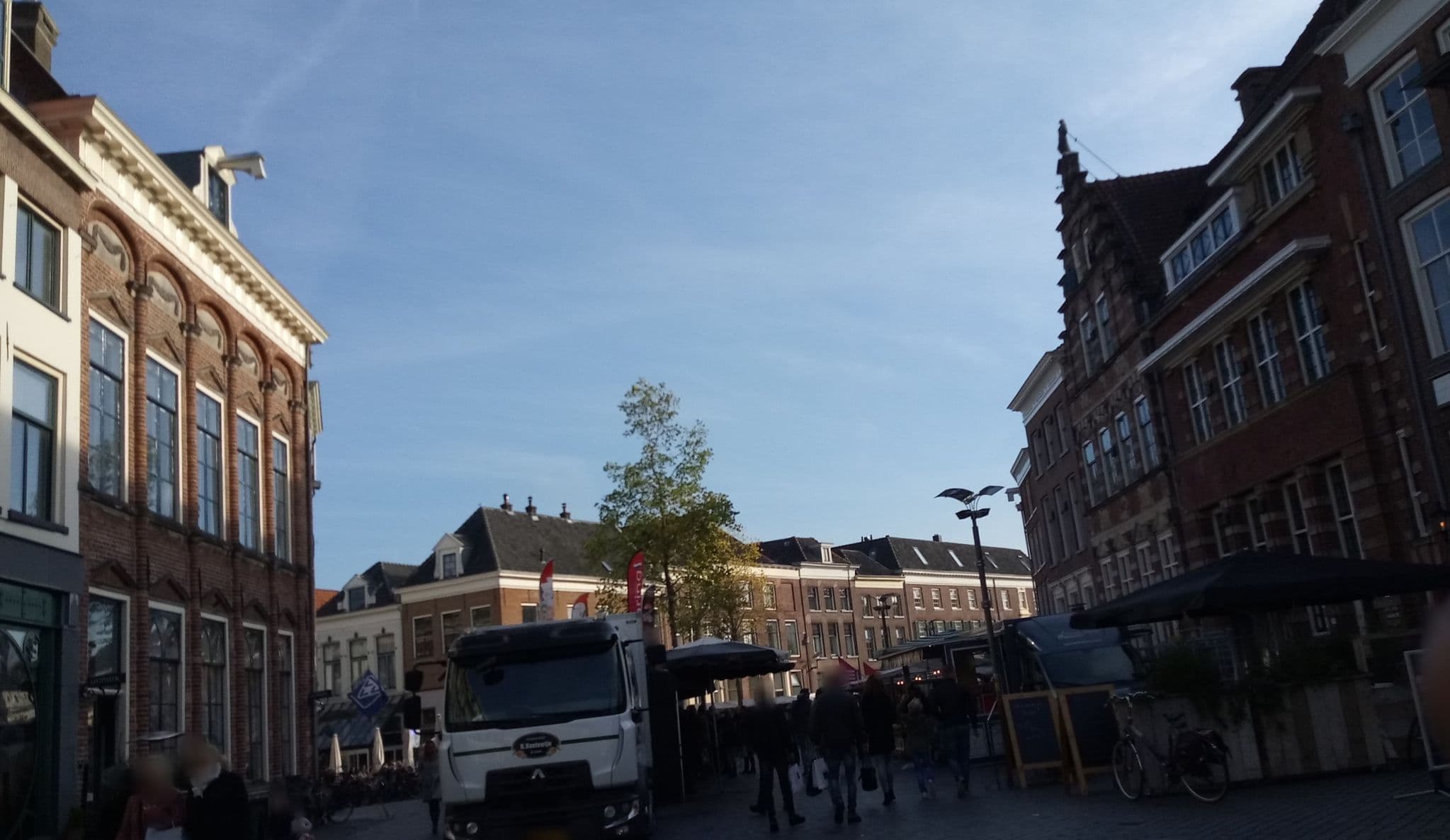 Street view near Koffiehuis & Hotel 't Volkshuis (The Public House), Zutphen — © deleted_user (CC BY-SA · Mapillary)