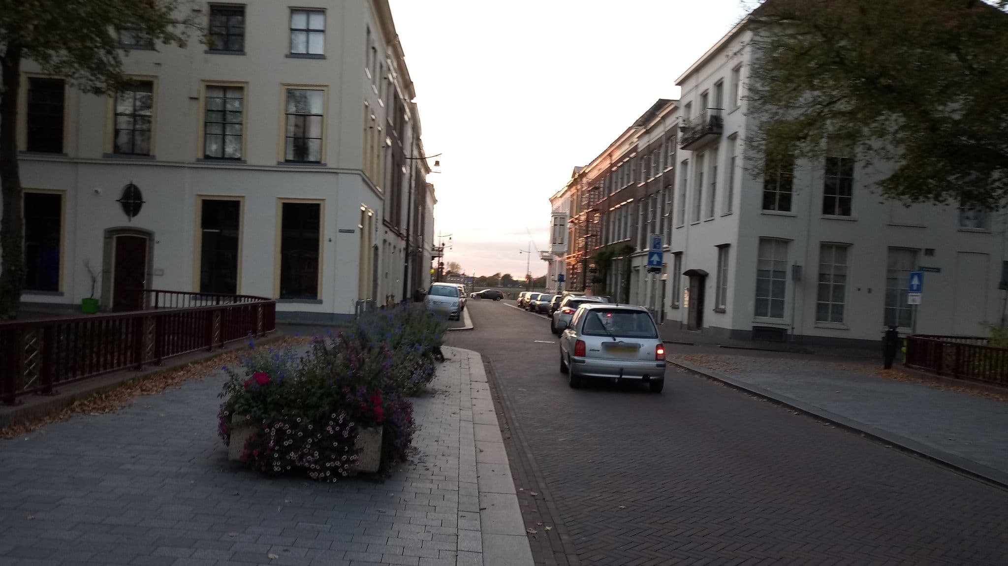 Street view near Hotel Restaurant Hollands Glorie, Zutphen — © deleted_user (CC BY-SA · Mapillary)