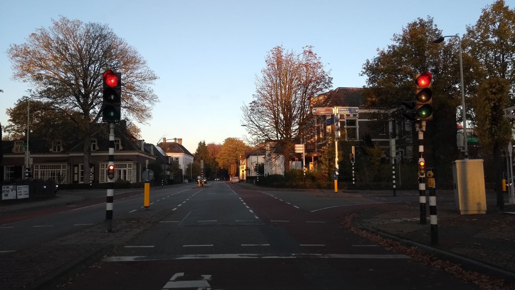 Street view near Bedsteeg De, Ellecom — © meloentje (CC BY-SA · Mapillary)