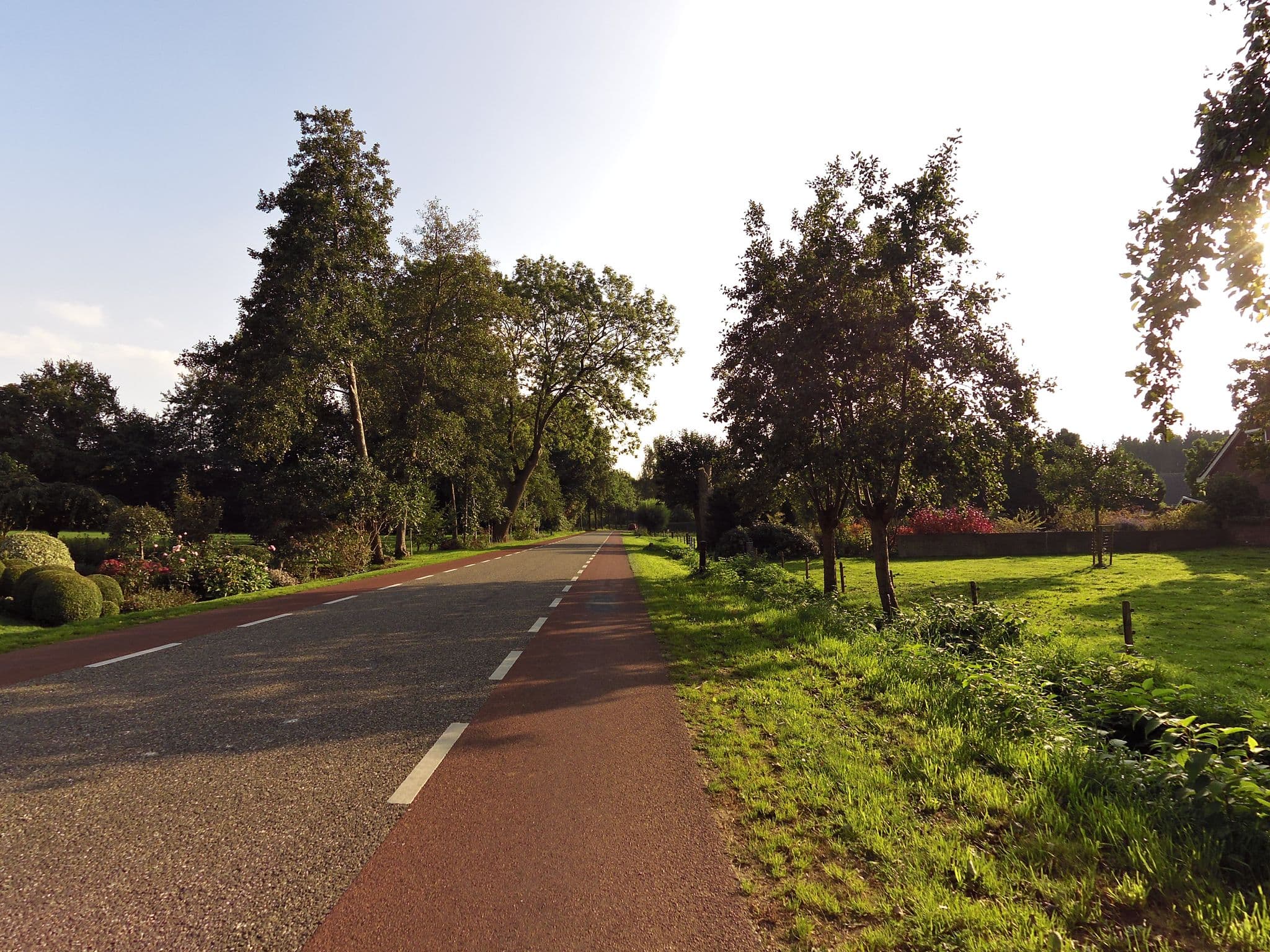 Street view near B & B Fred en Marijke Schutten, Dinxperlo — © wimmel (CC BY-SA · Mapillary)