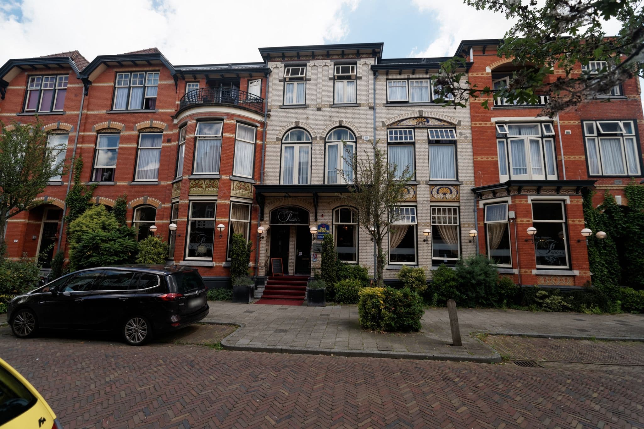 Street view near Hotel Fidder - Patrick's Whisky Bar, Zwolle — © txllxt (CC BY-SA · Mapillary)
