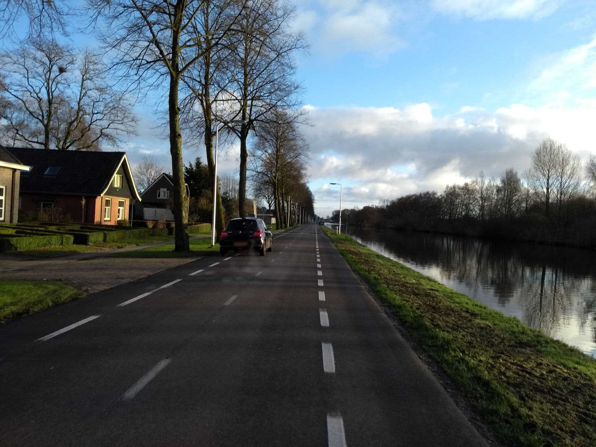 Street view near Holiday inn albarsha, Wierden — © meloentje (CC BY-SA · Mapillary)