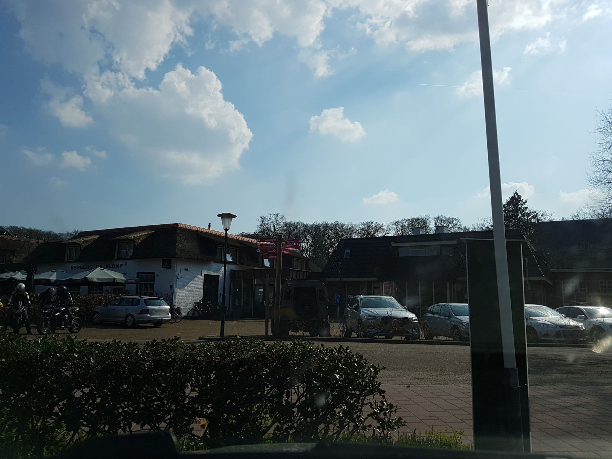 Street view near De Klomp Charme Hotel & Restaurant, Ommen — © it_s_so_funny (CC BY-SA · Mapillary)