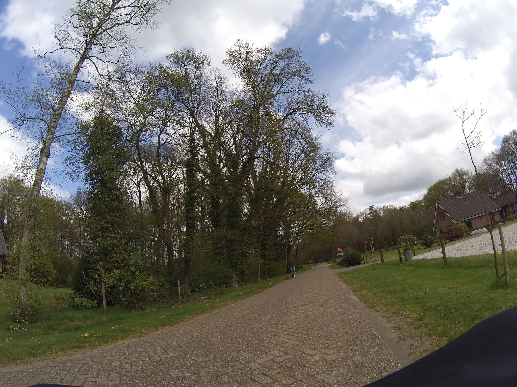Street view near Mooi Hessum, Dalfsen — © ligfietser (CC BY-SA · Mapillary)