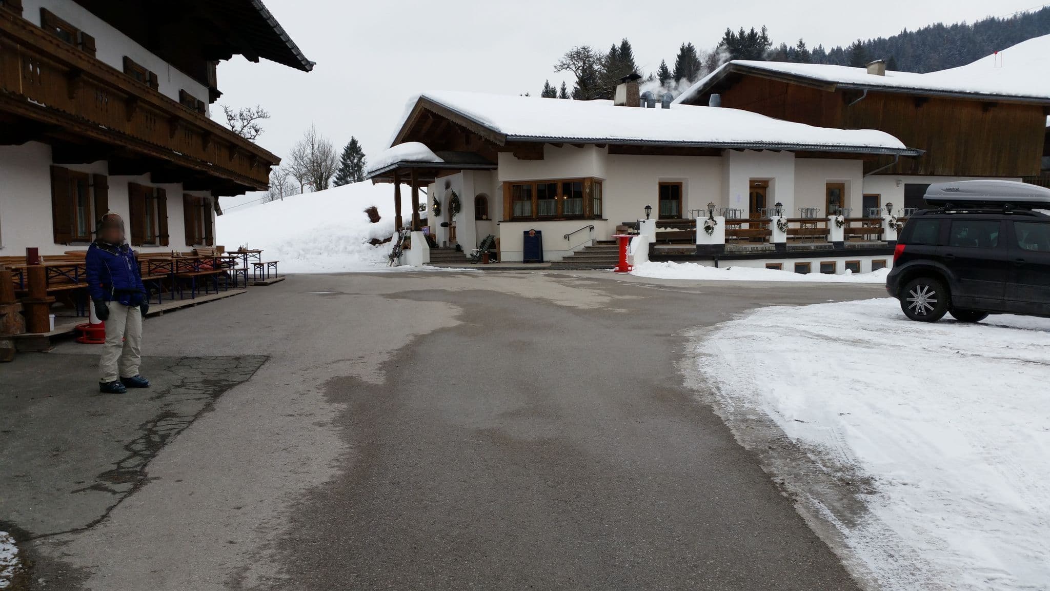 Street view near Ferienhof Hochschwendt, Scheffau am Wilden Kaiser — © gpermant (CC BY-SA · Mapillary)