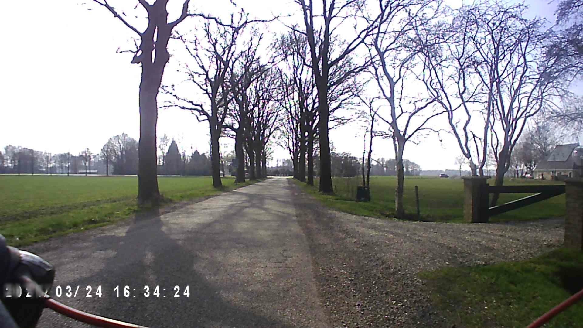 Street view near Bakkeveen-Zuid, Bakkeveen — © ezinge (CC BY-SA · Mapillary)