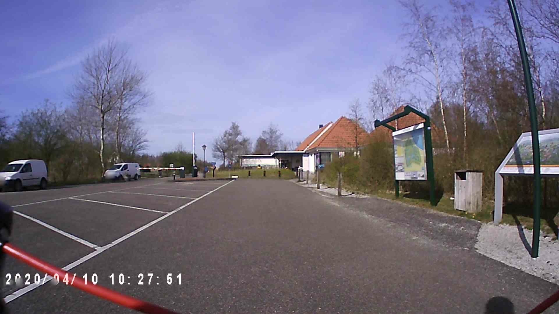 Street view near Natuurdorp Suyderoogh, Zoutkamp — © ezinge (CC BY-SA · Mapillary)