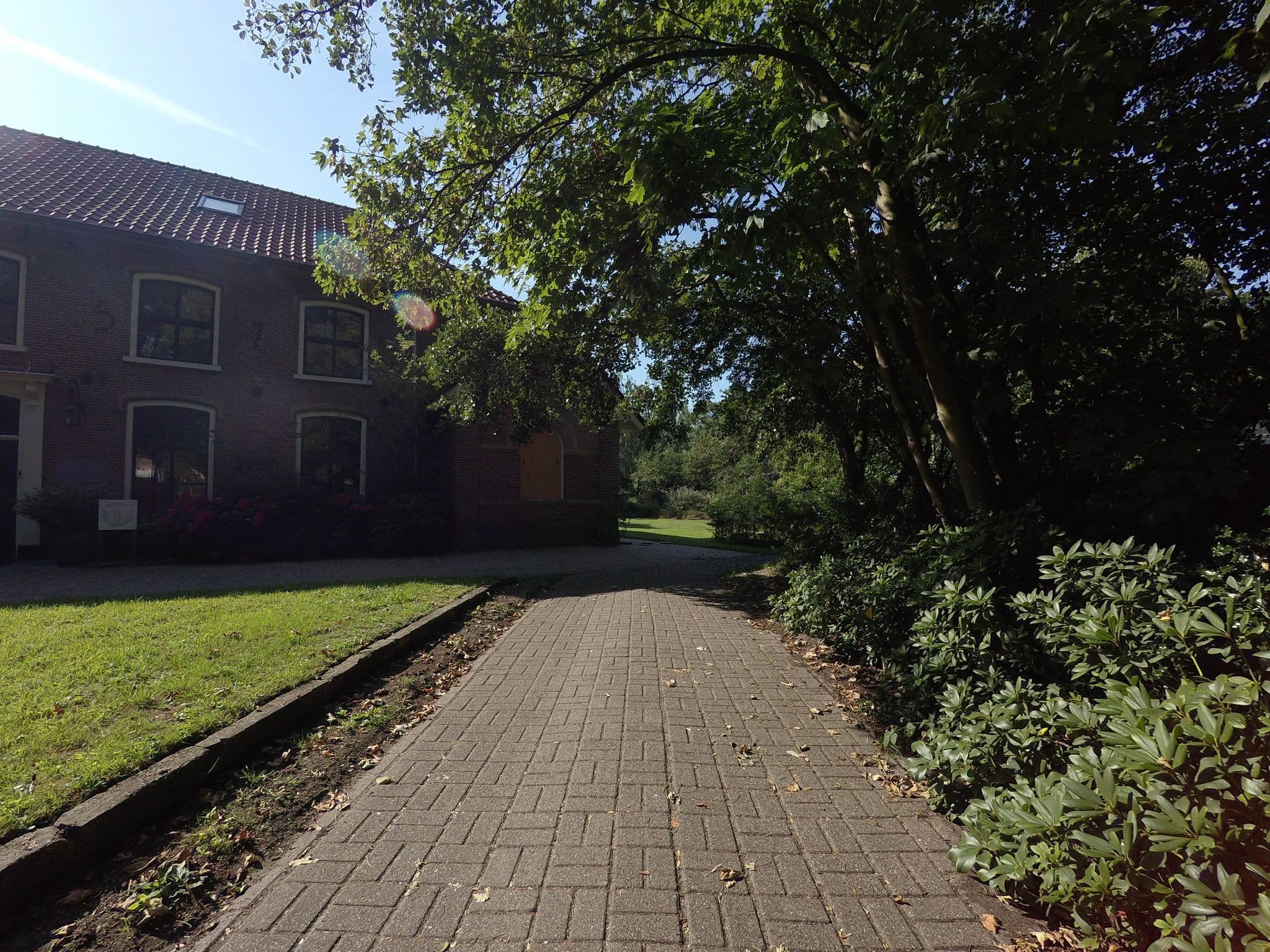 Street view near Hotel Rijsbergen, Ternaard — © ankeric (CC BY-SA · Mapillary)