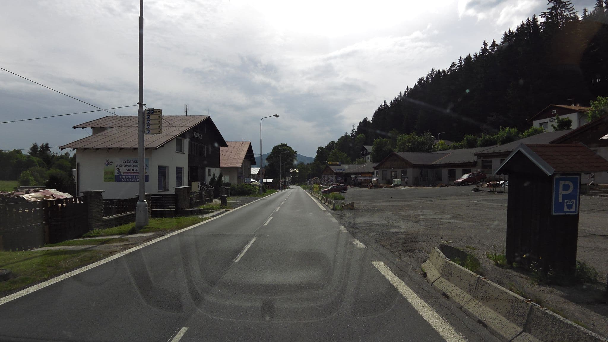 Street view near Sumavsky Penzion Kristian, Železná Ruda — © czmrtn (CC BY-SA · Mapillary)