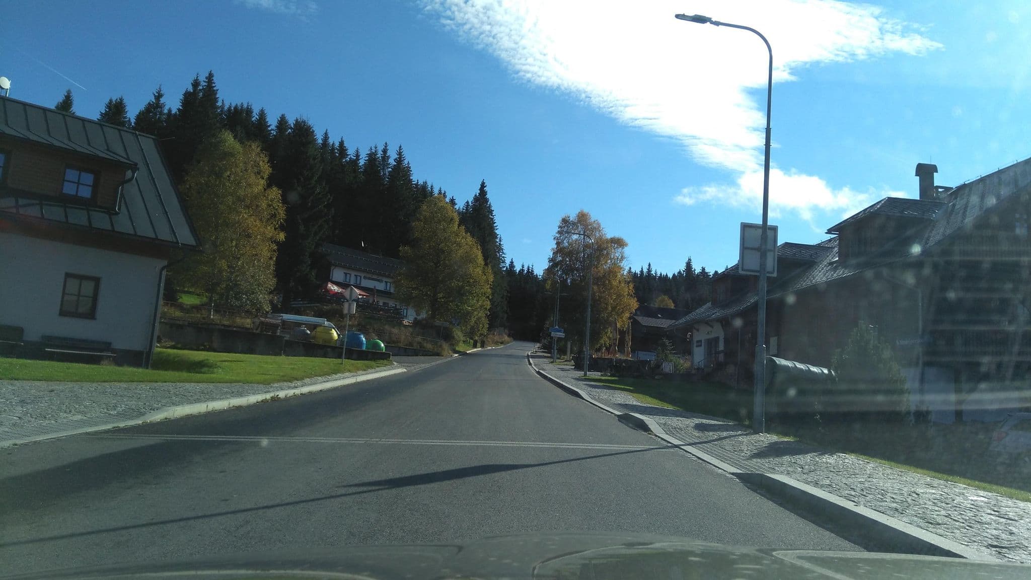 Street view near Apartmany Babsky Ranc, Kašperské Hory — © vwv (CC BY-SA · Mapillary)