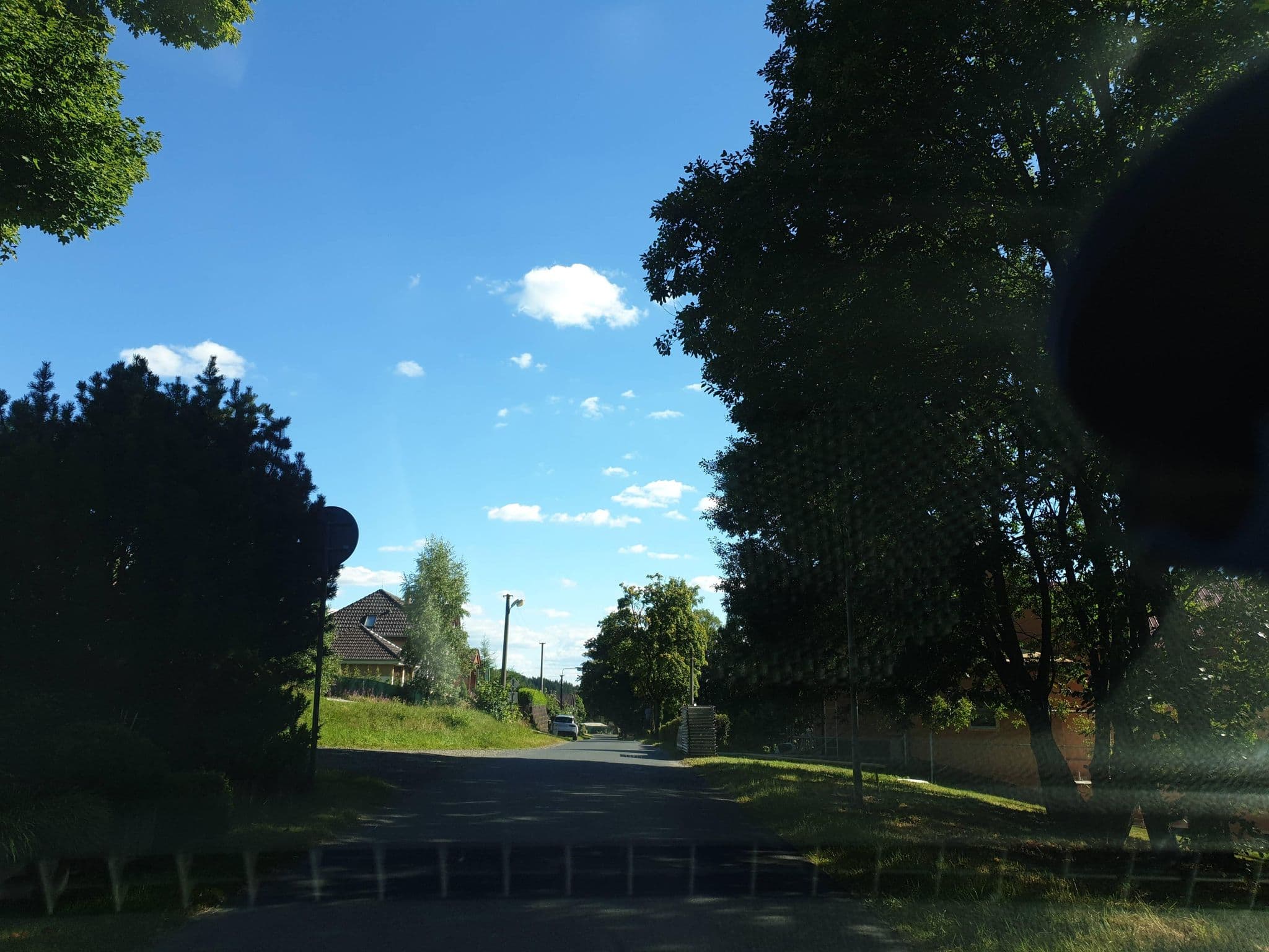 Street view near Apartmany Bublava 817, Kraslice — © canislupus (CC BY-SA · Mapillary)