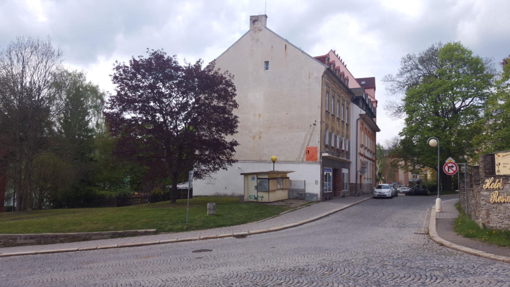Street view near Hotel U Radnice, Aš — © wajrou (CC BY-SA · Mapillary)