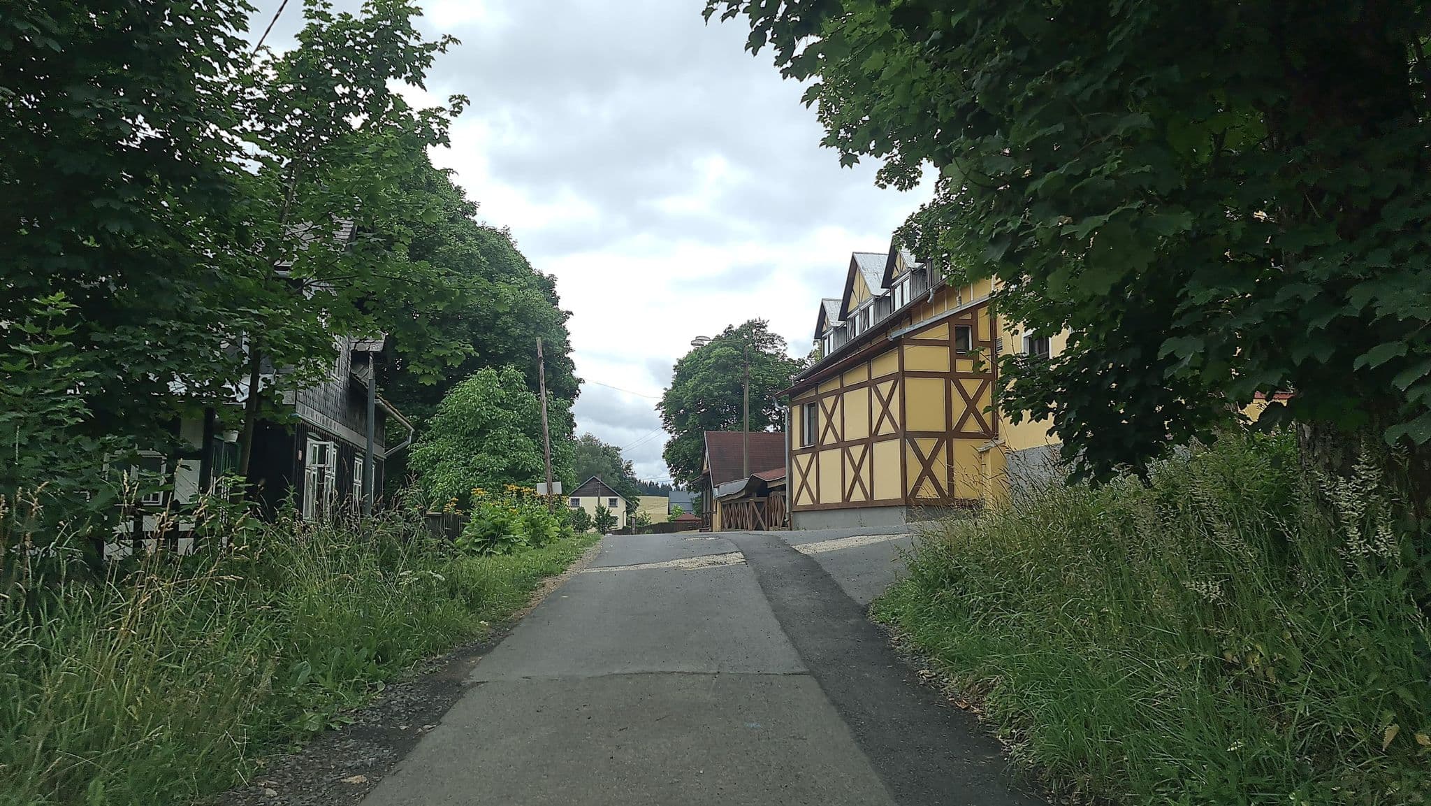Street view near Penzion Maria, Kraslice — © canislupus (CC BY-SA · Mapillary)