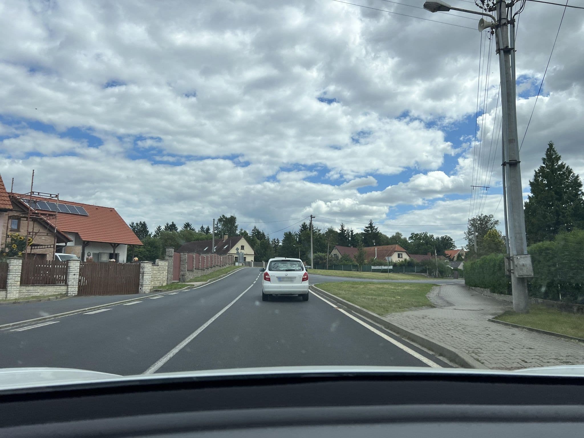 Street view near Skašov resort, Měčín — © ottor (CC BY-SA · Mapillary)