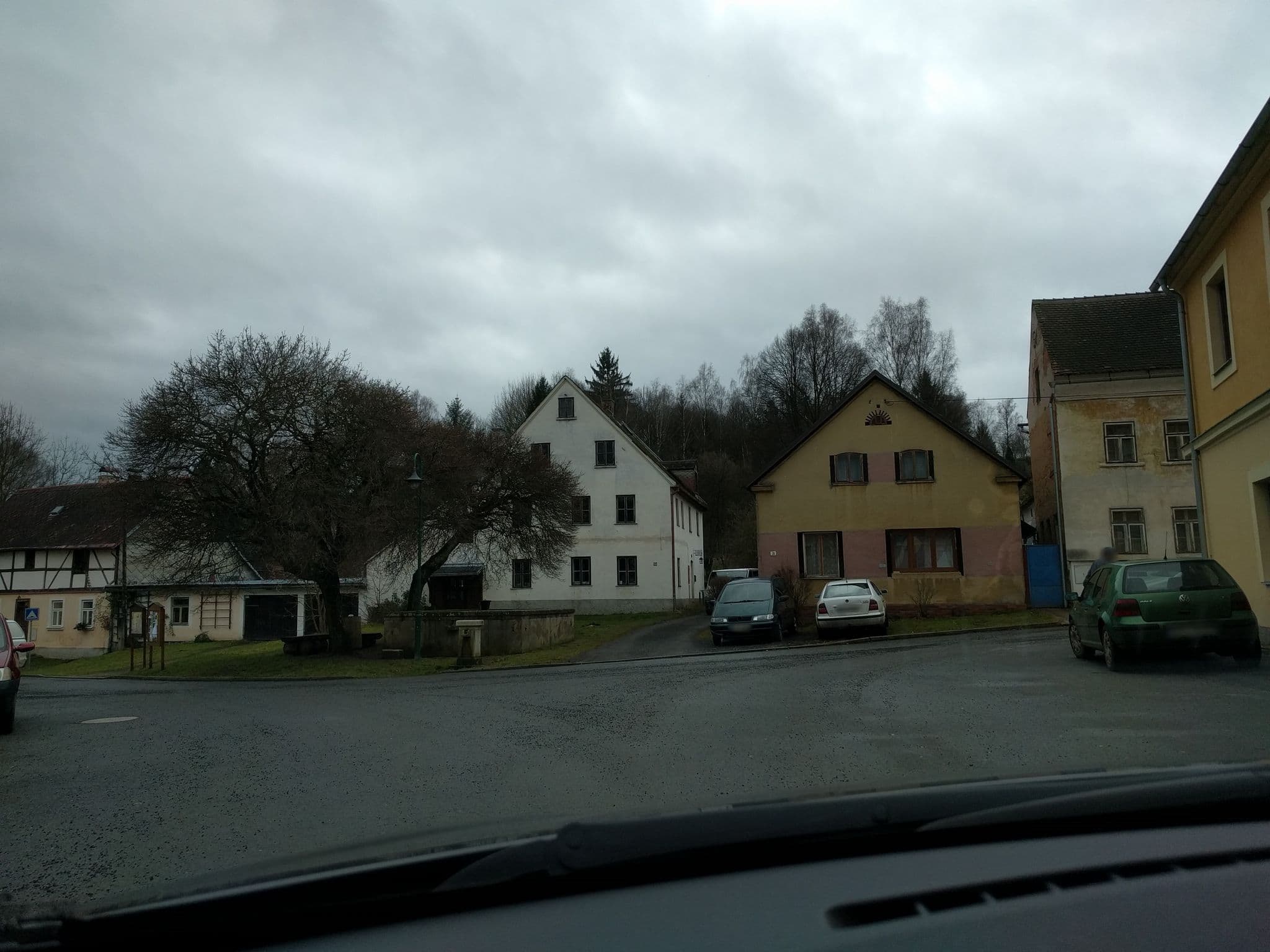 Street view near Hostinec, Penzión, Klášter — © mapmaniak (CC BY-SA · Mapillary)