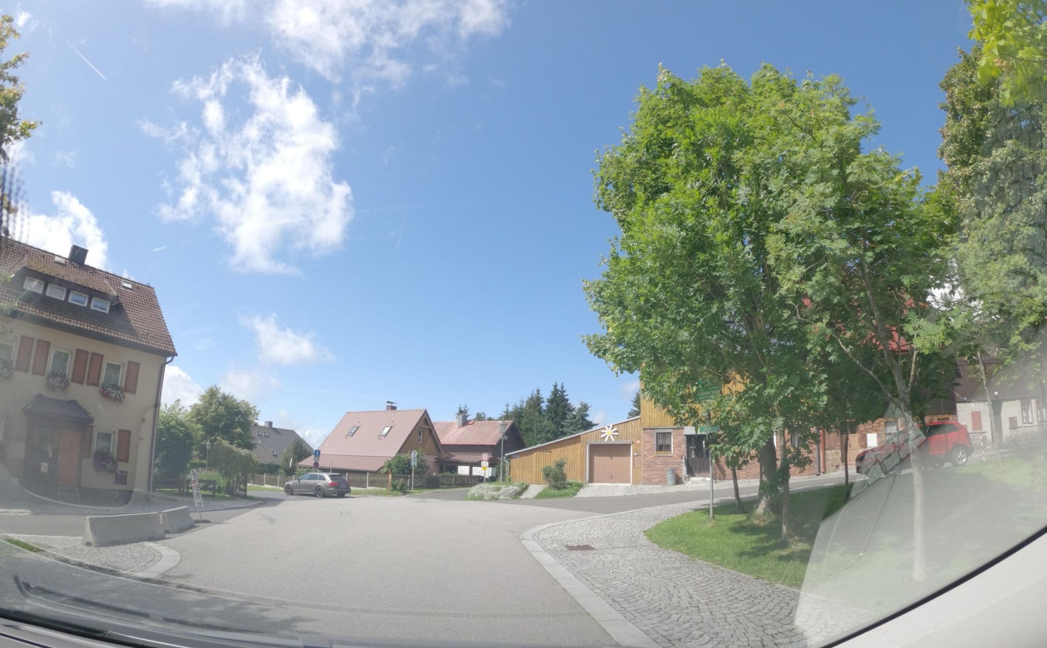 Street view near Apartmány Na náměstí, Jáchymov — © atze02 (CC BY-SA · Mapillary)