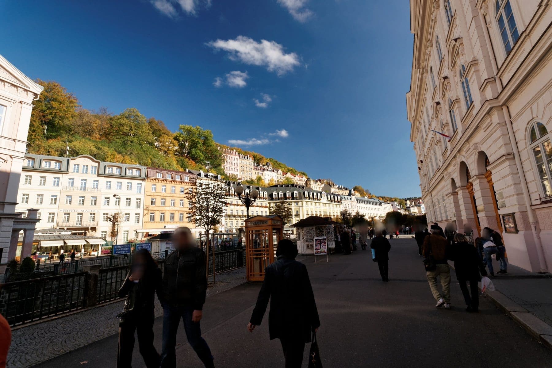 Street view near Apartaments, 501, Karlovy Vary — © txllxt (CC BY-SA · Mapillary)