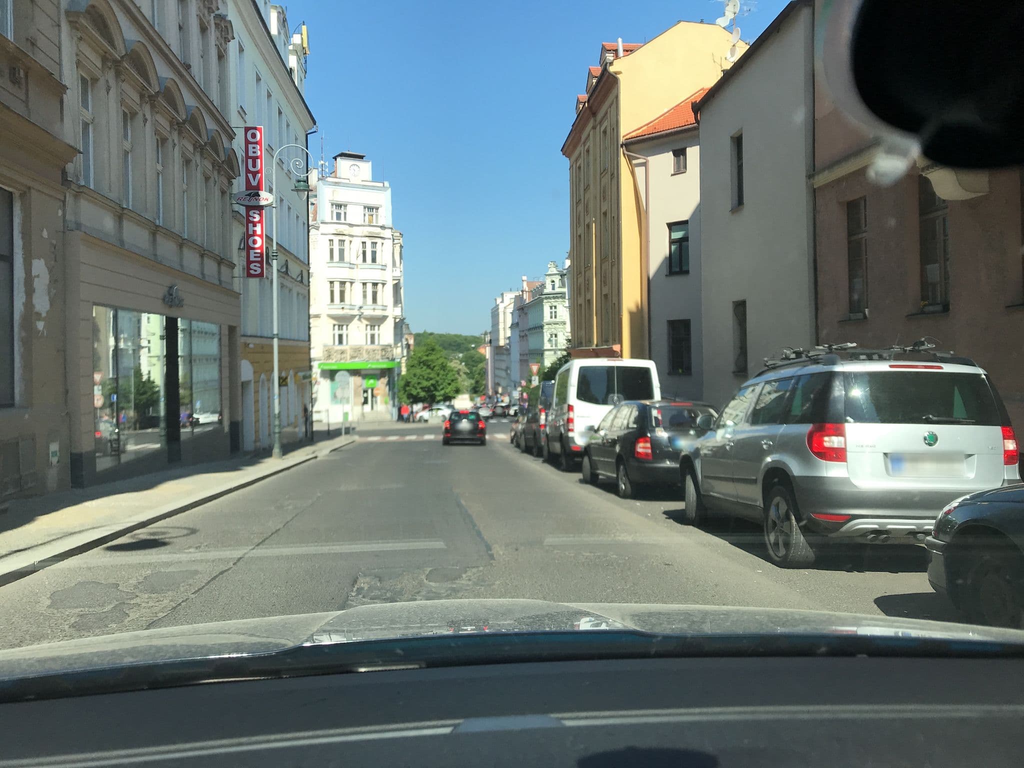 Street view near Hotel Pilgrim, Karlovy Vary — © atze777 (CC BY-SA · Mapillary)