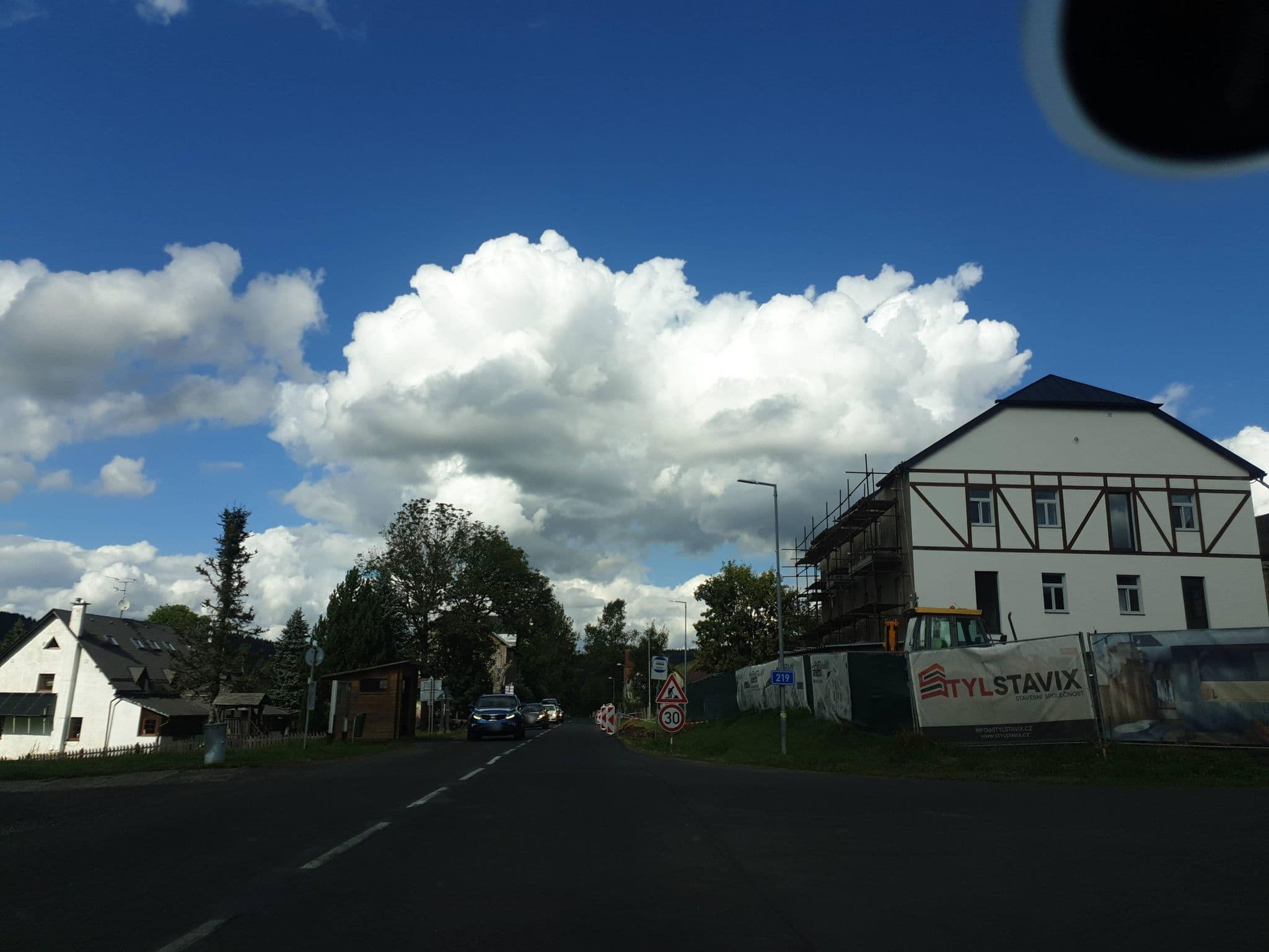 Street view near Penzion Pohoda, Kovářská — © canislupus (CC BY-SA · Mapillary)