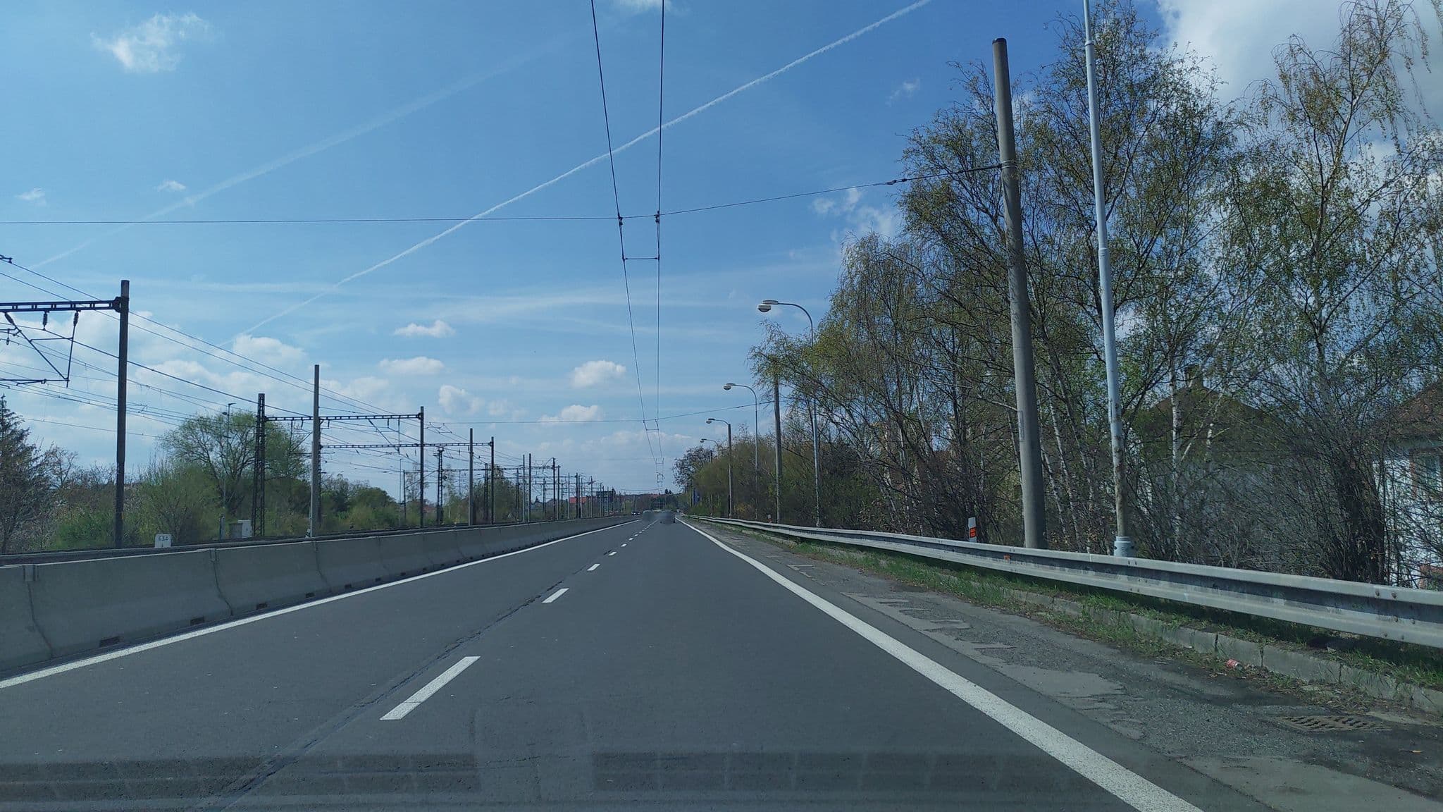 Street view near Penzion Sport, Chomutov — © ondrejsuchy (CC BY-SA · Mapillary)
