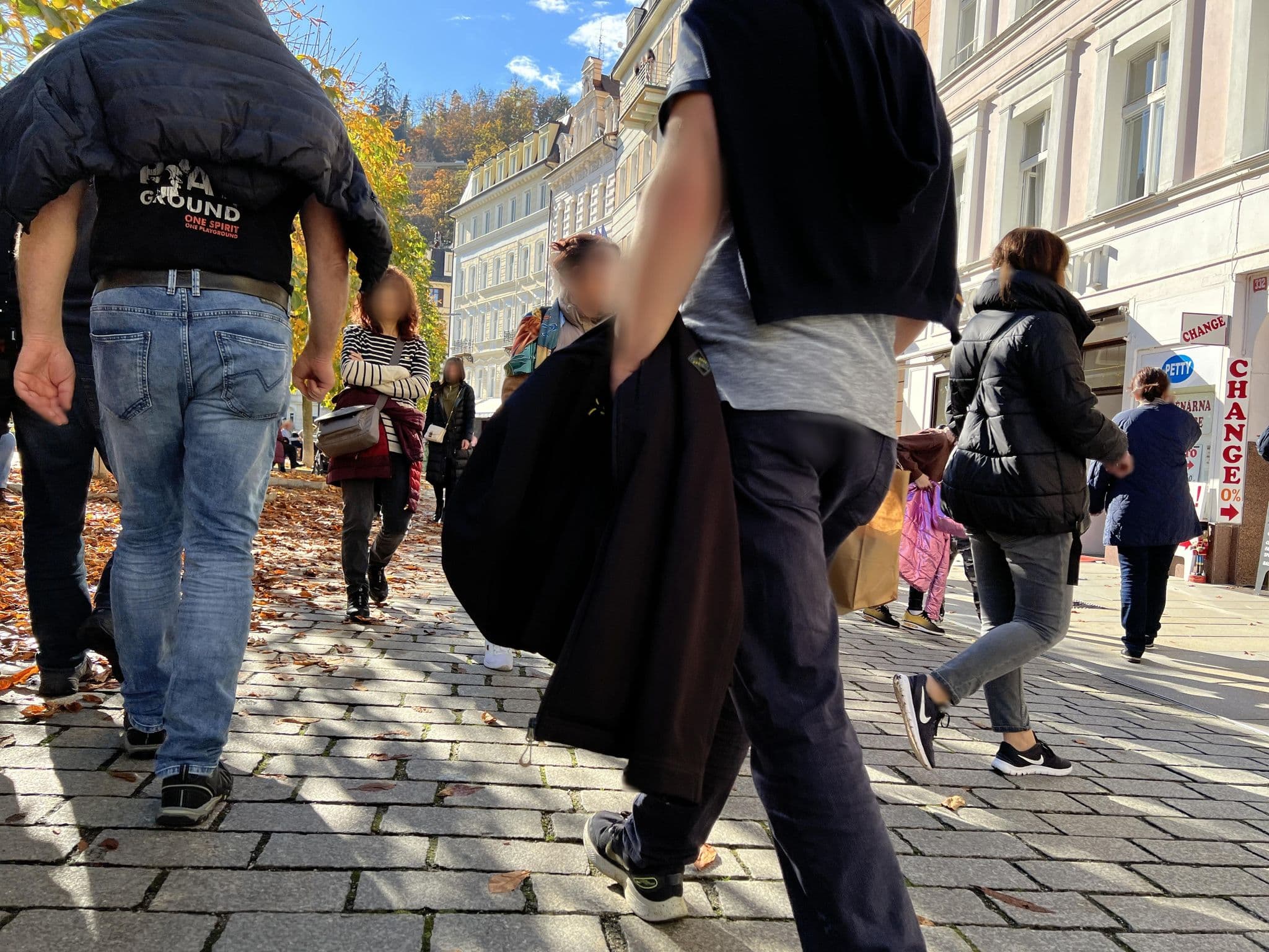 Street view near Maltesse Cross, Karlovy Vary — © chuck (CC BY-SA · Mapillary)